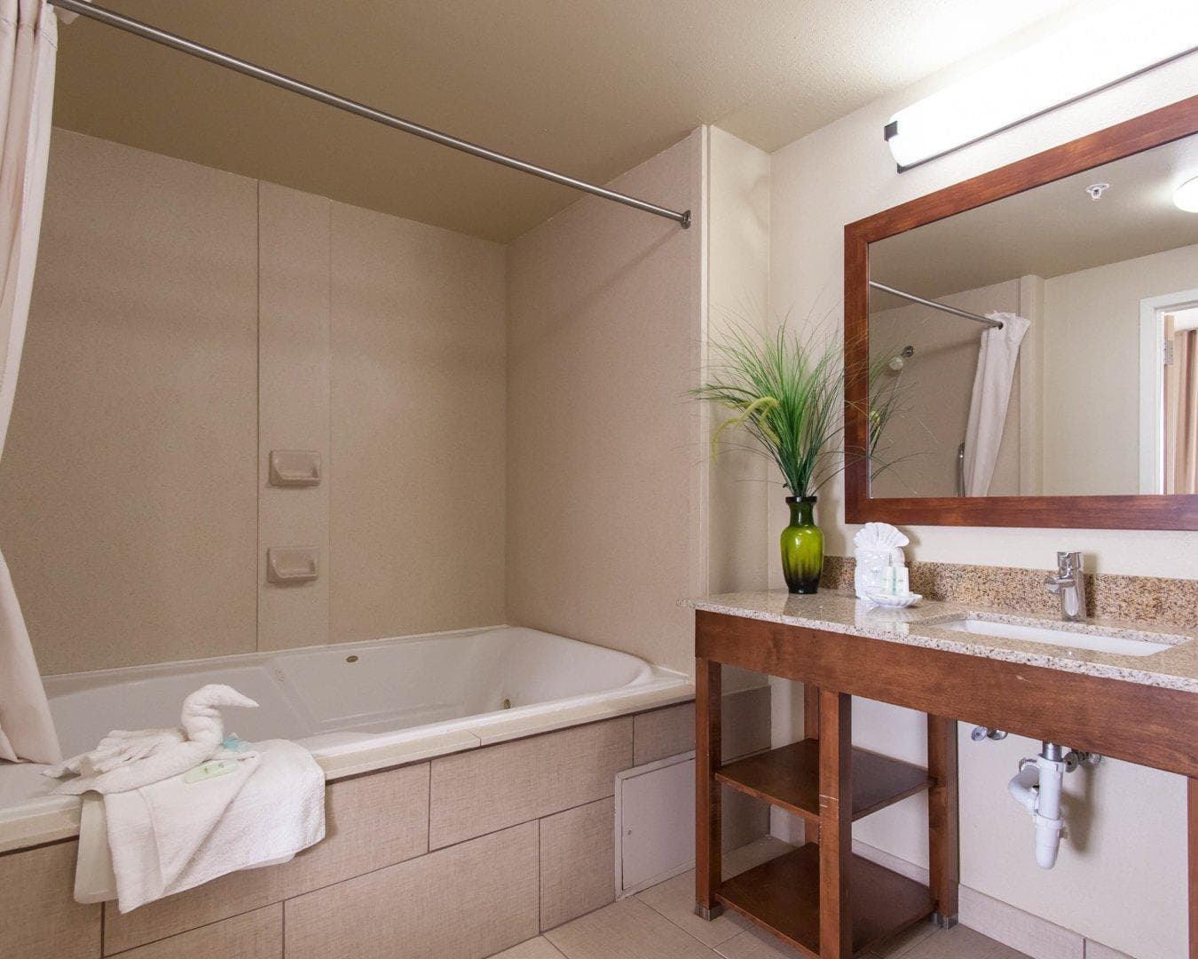 Comfort Suites Tulsa Central — 14