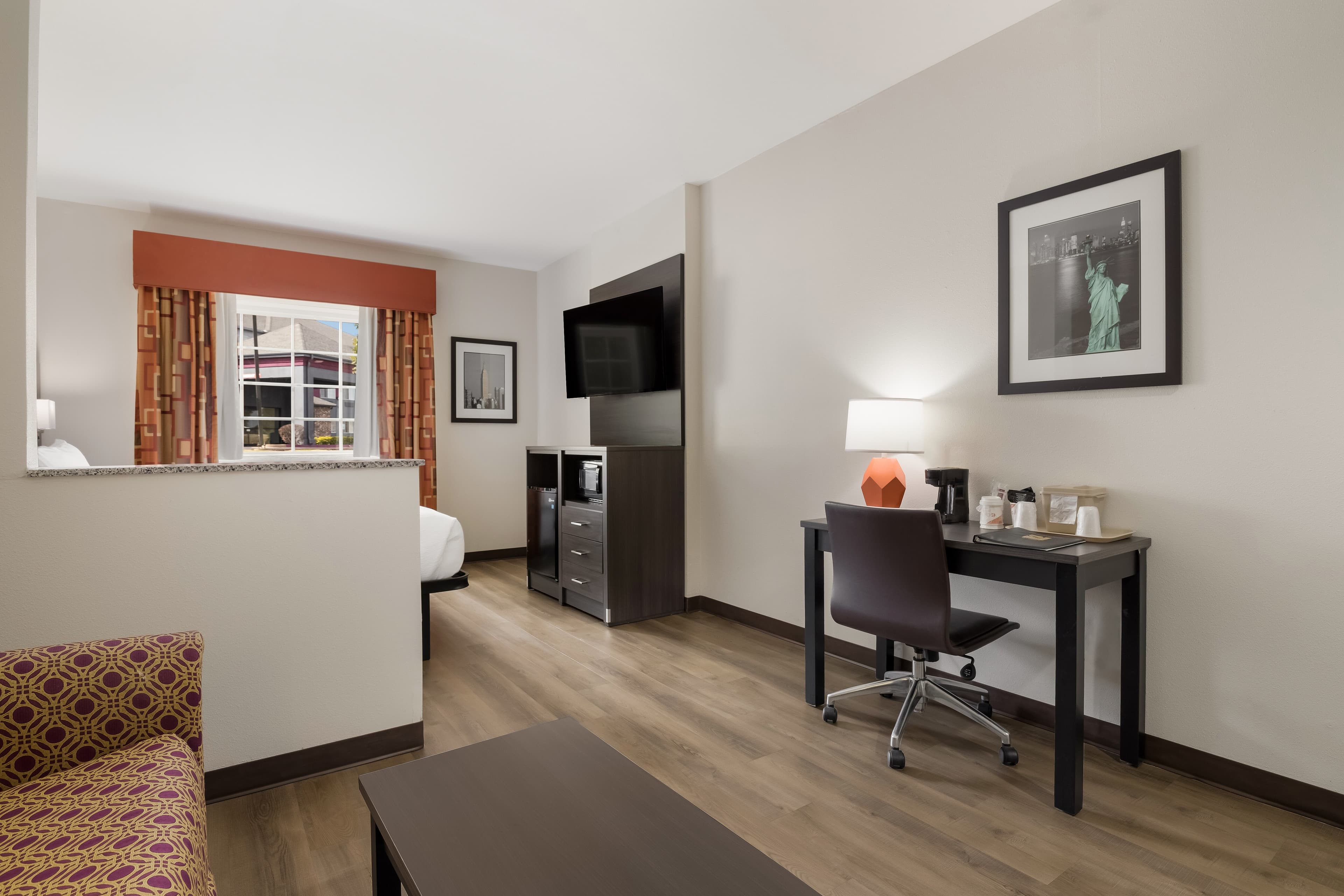 Quality Suites Tulsa I-44 — 7