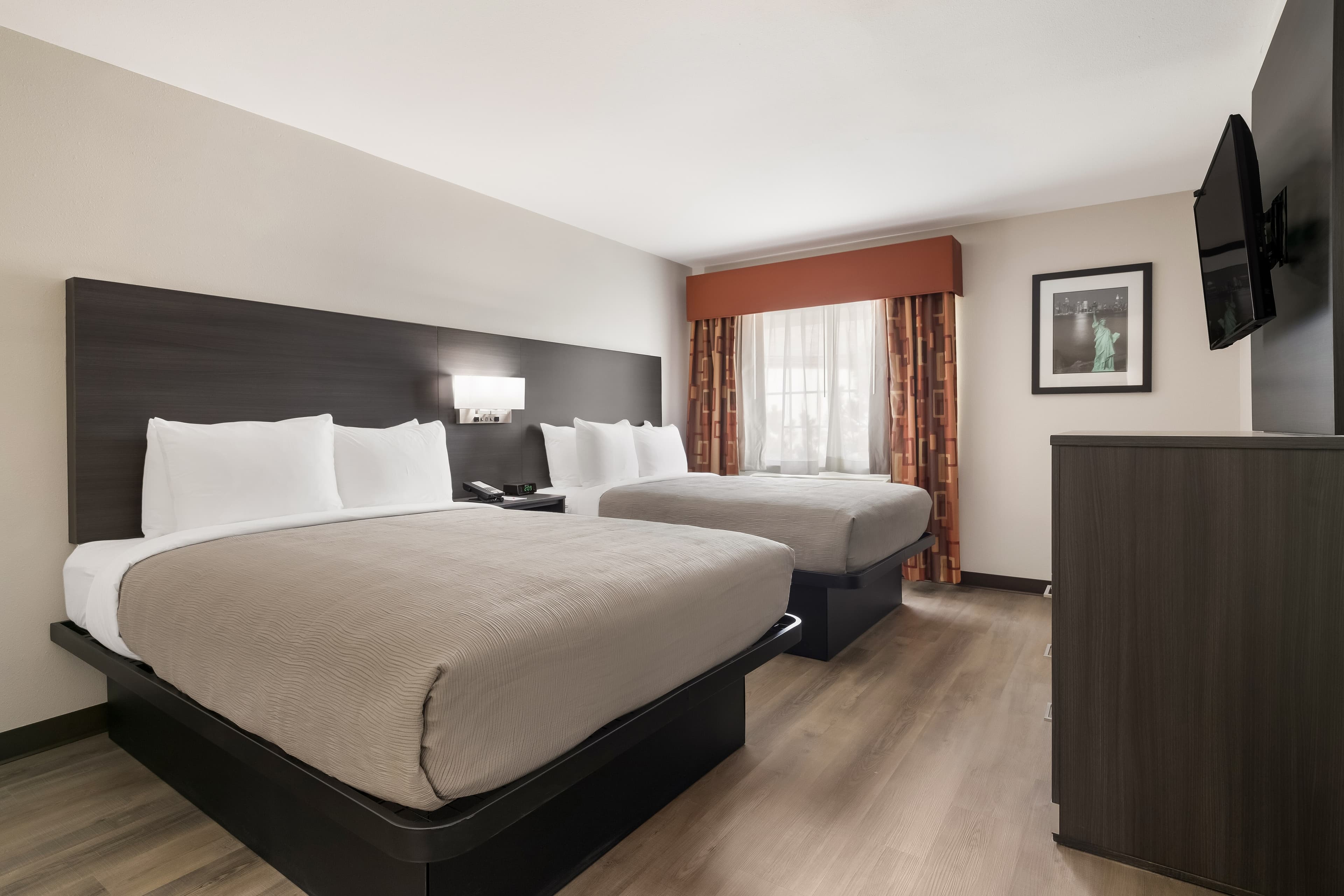 Quality Suites Tulsa I-44 — 13