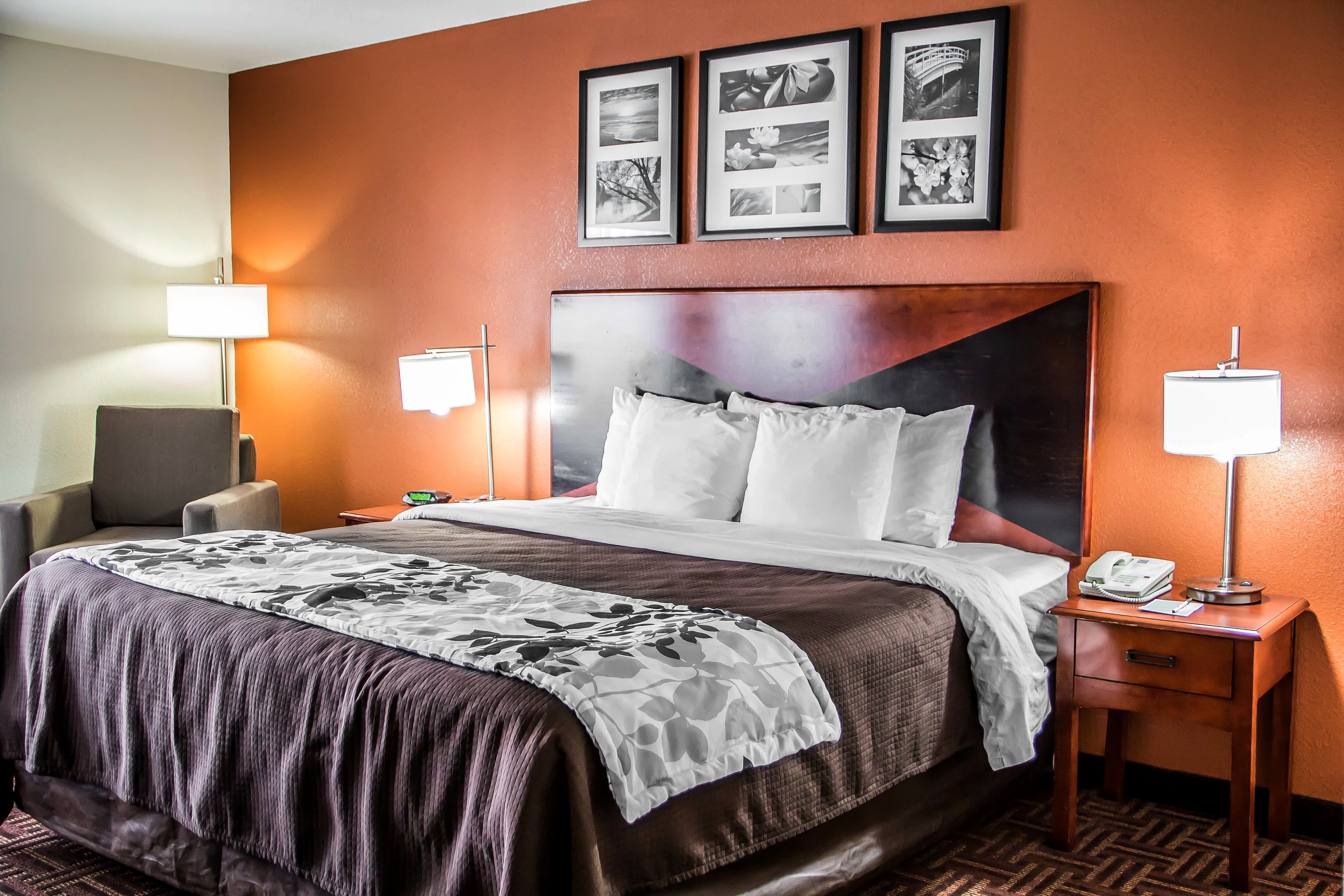 Sleep Inn & Suites Oklahoma City North - Image 1