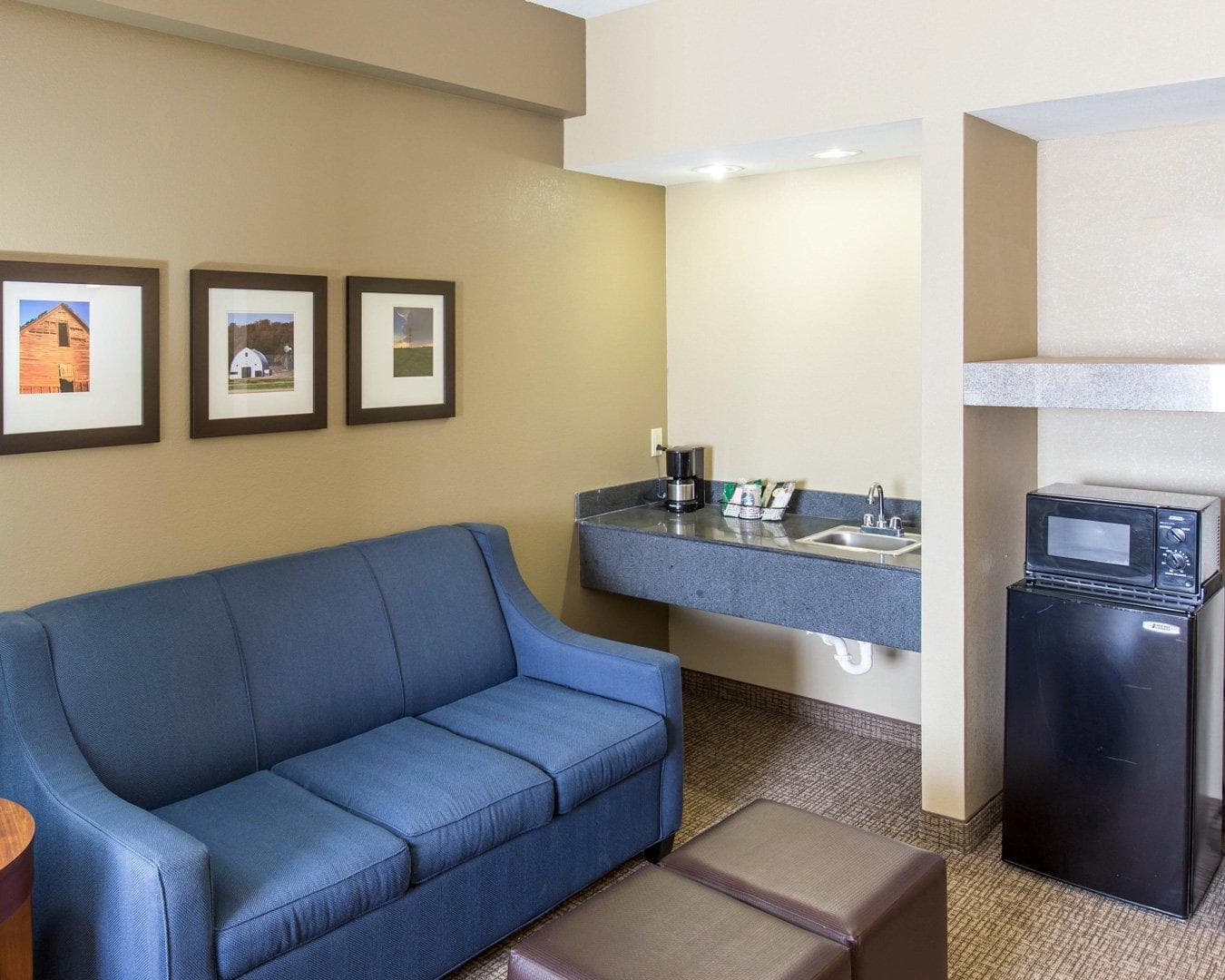 Comfort Suites Idabel — 12