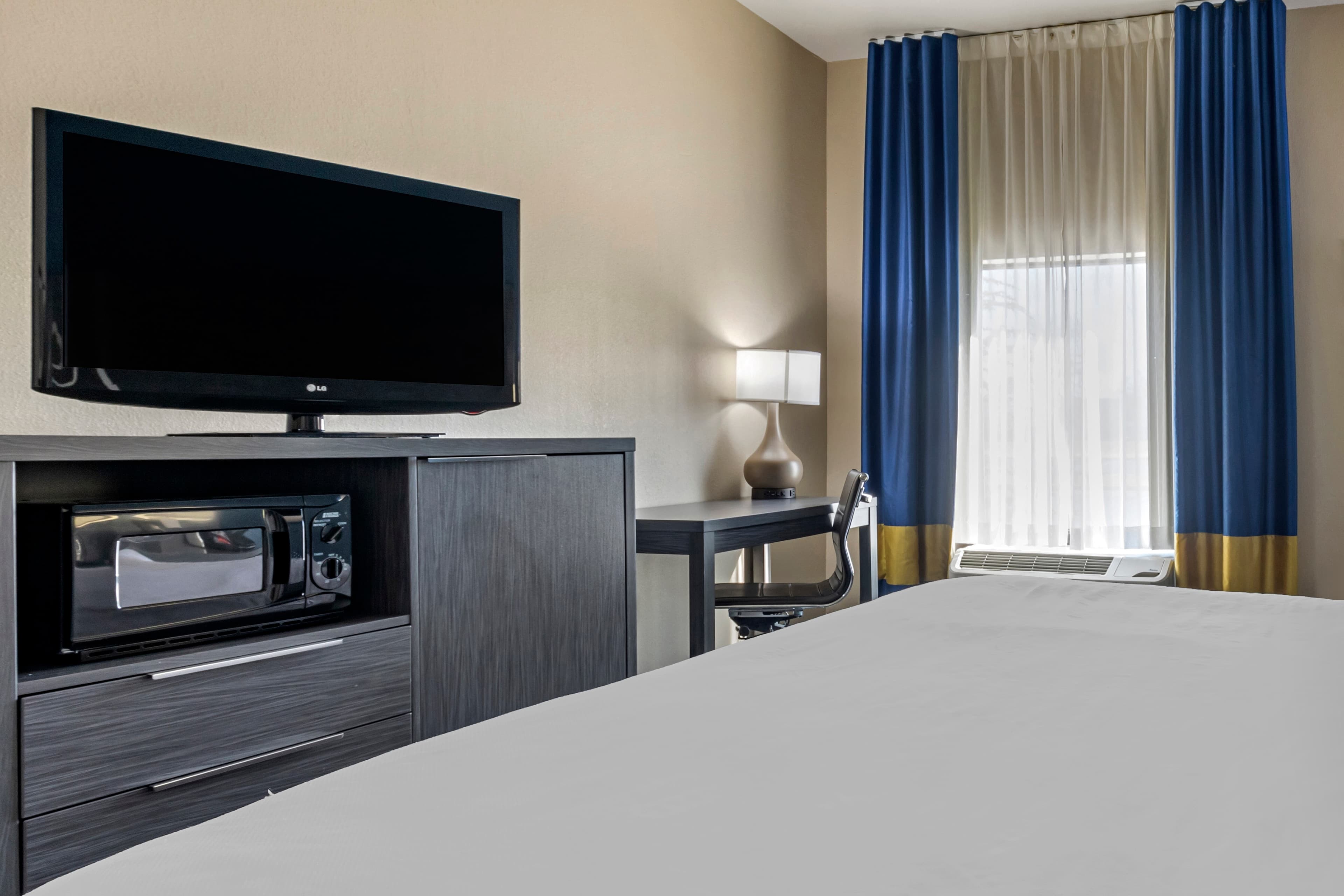 Comfort Inn & Suites Pauls Valley - City Lake — 16
