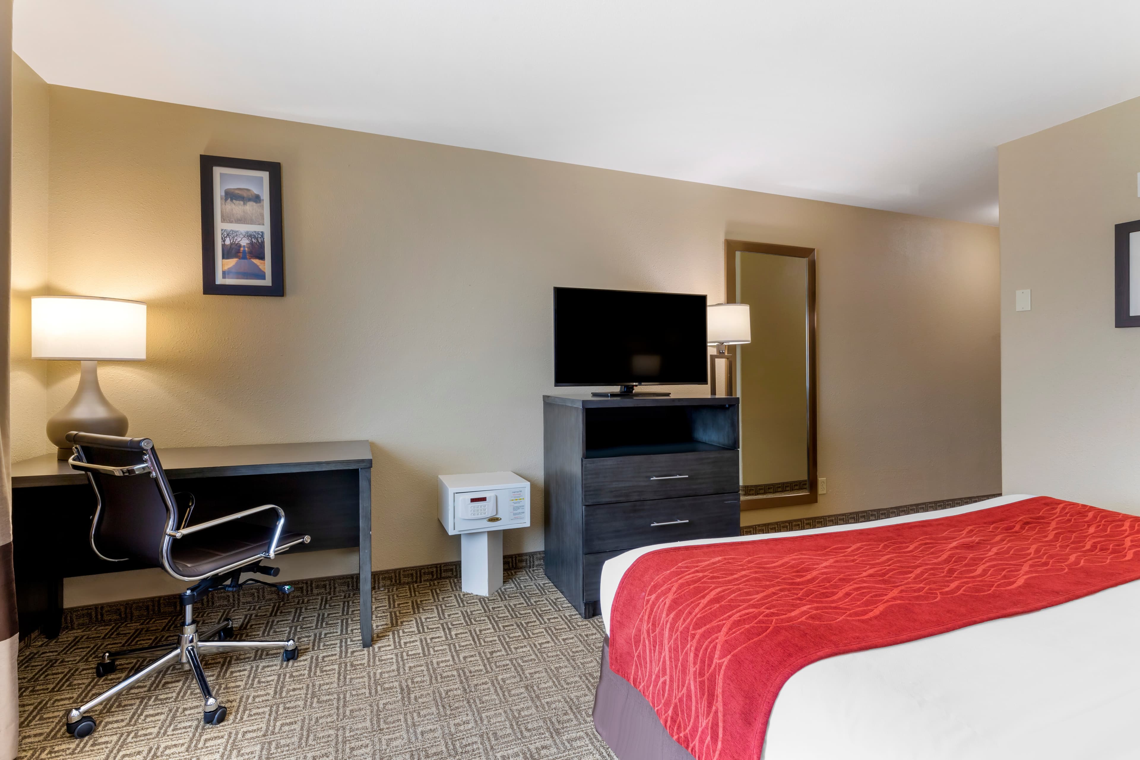 Comfort Inn & Suites Ponca City near Marland Mansion — 19