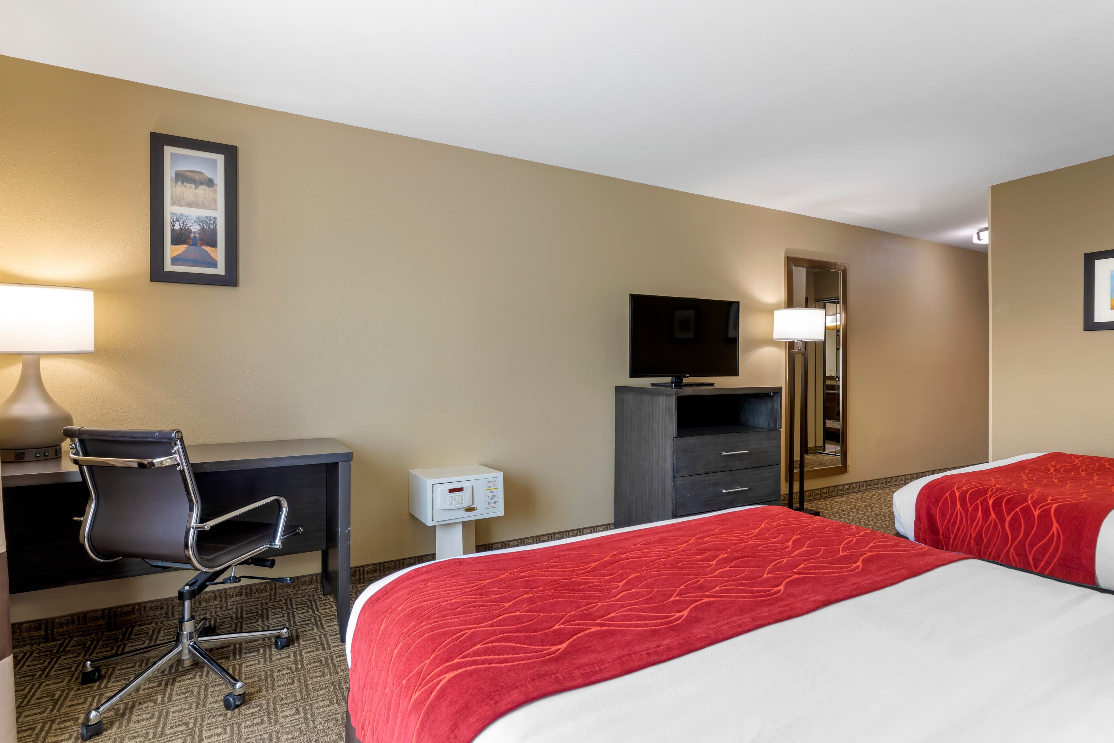 Comfort Inn & Suites Ponca City near Marland Mansion — 23