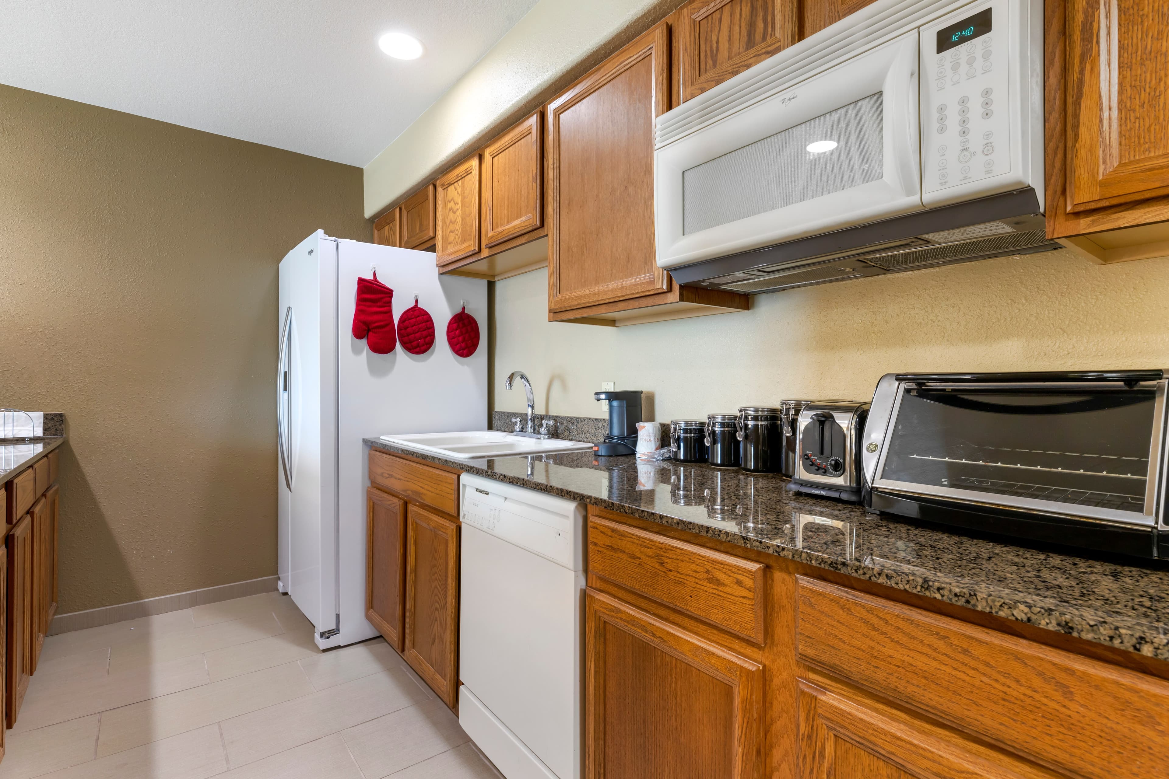Comfort Inn & Suites Ponca City near Marland Mansion — 33