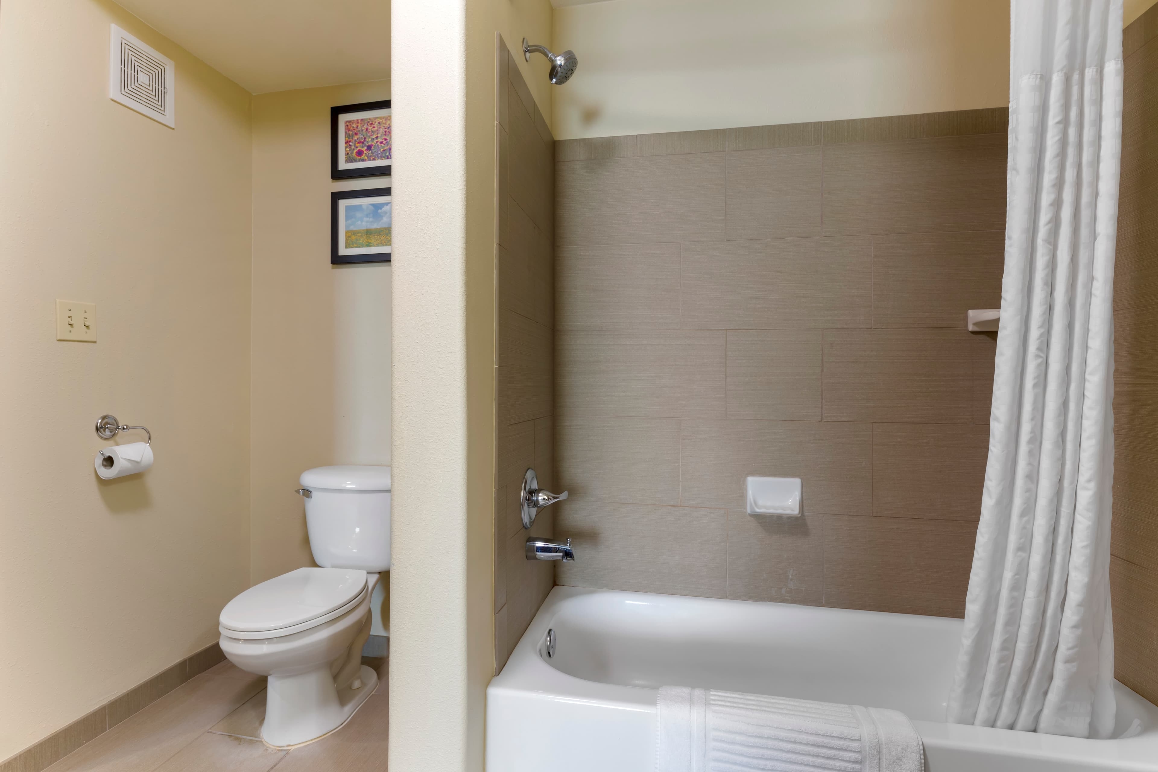 Comfort Inn & Suites Ponca City near Marland Mansion — 35