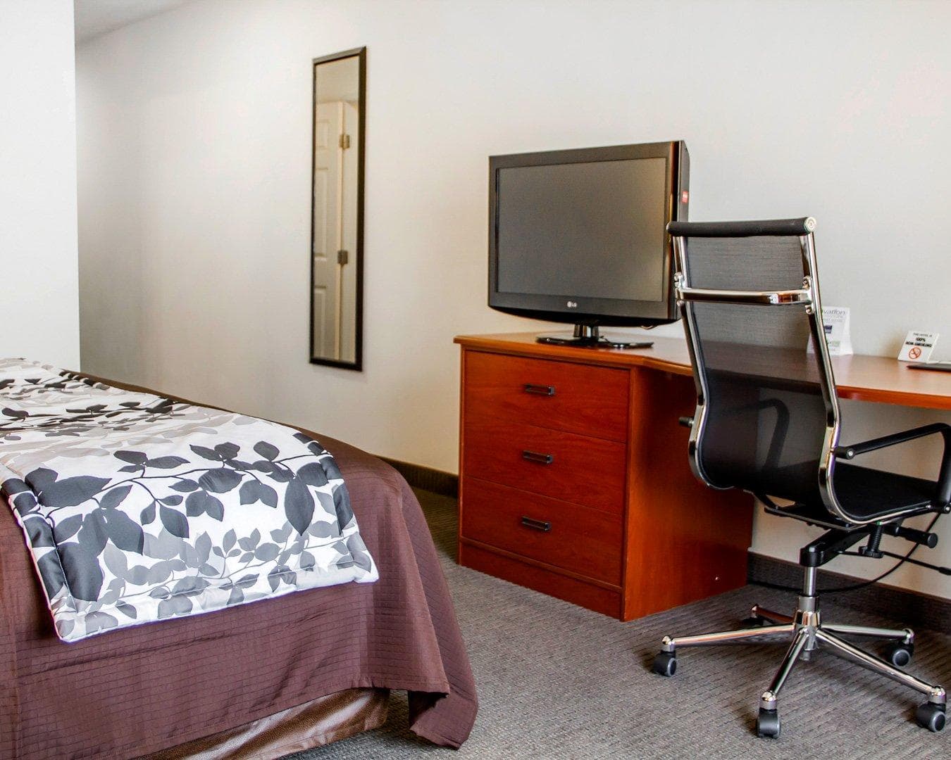 Sleep Inn & Suites Oklahoma City Northwest - Image 4