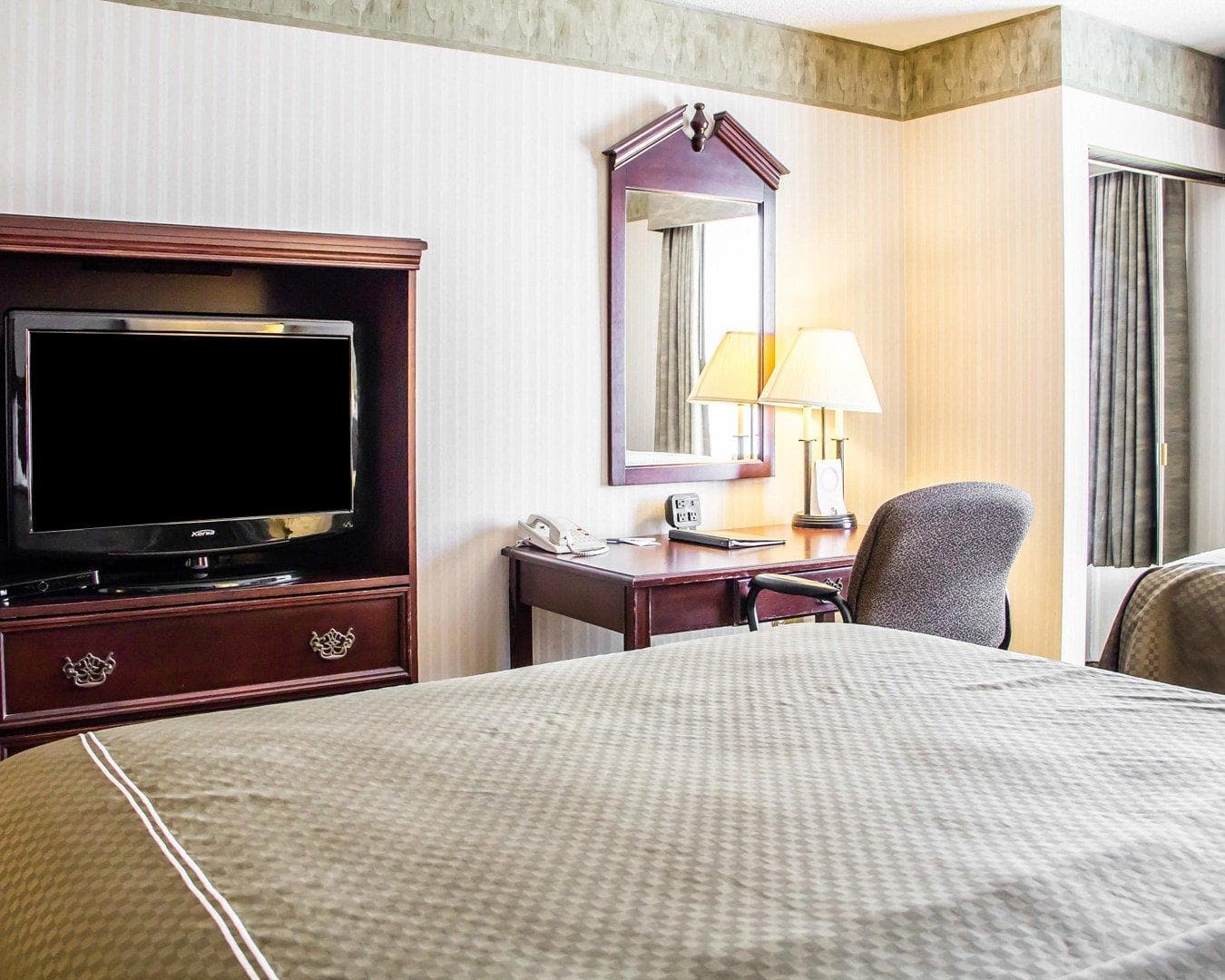 Comfort Suites McAlester — 9