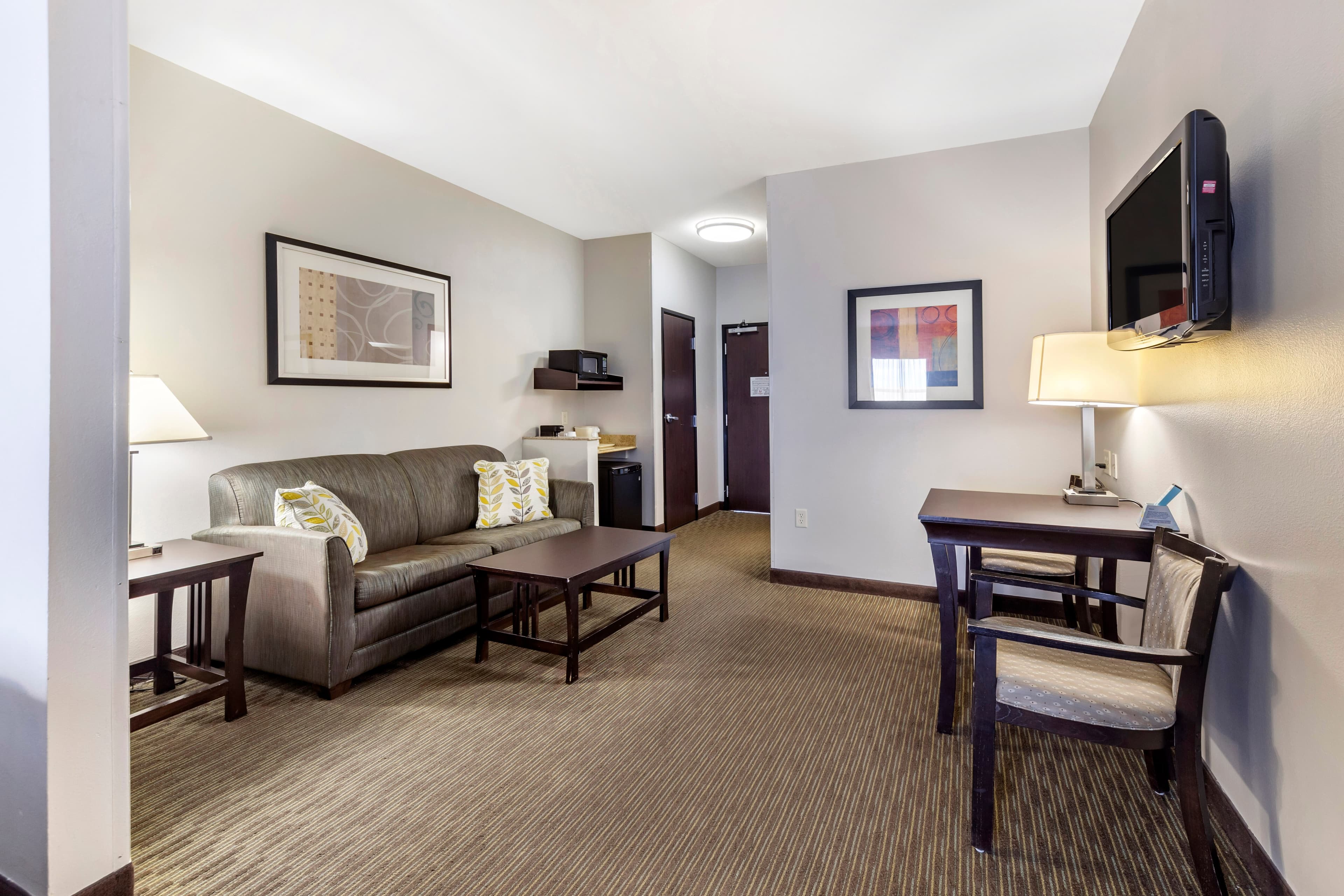 Comfort Inn & Suites Oklahoma City West - I-40 — 16