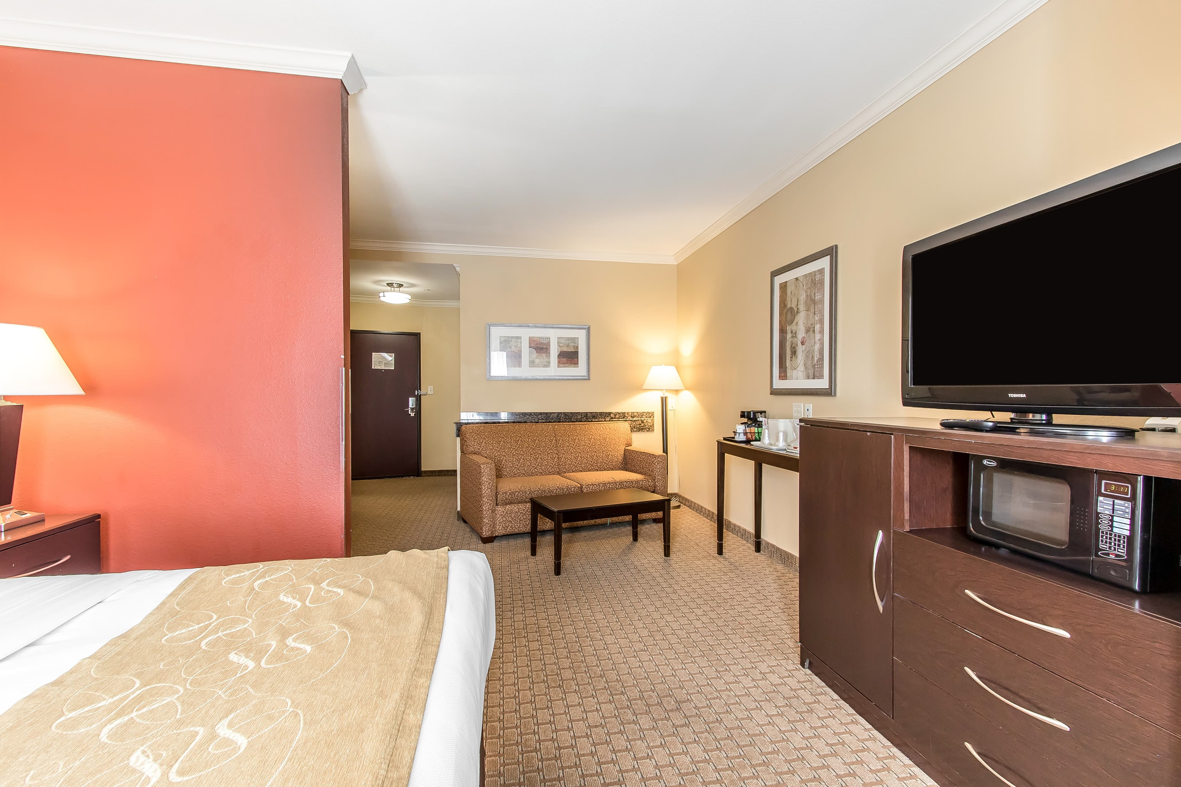 Comfort Suites Lawton Near Fort Sill - Image 4