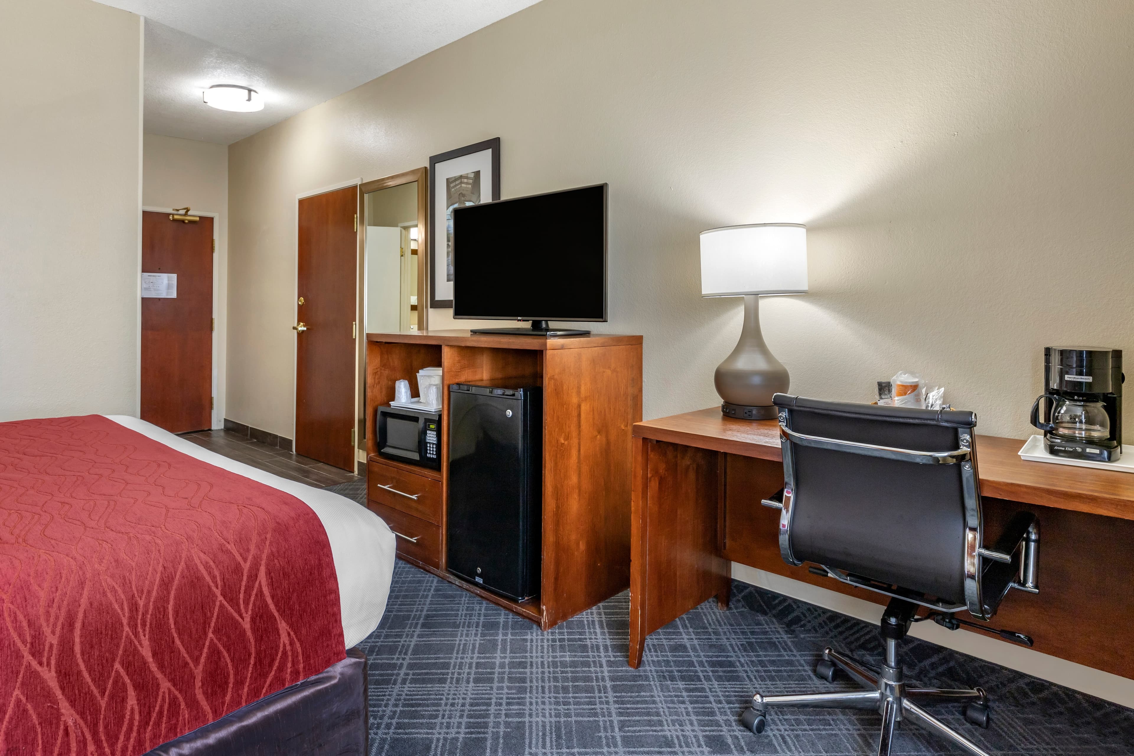 Comfort Inn Oklahoma City South - I-240 - Image 2