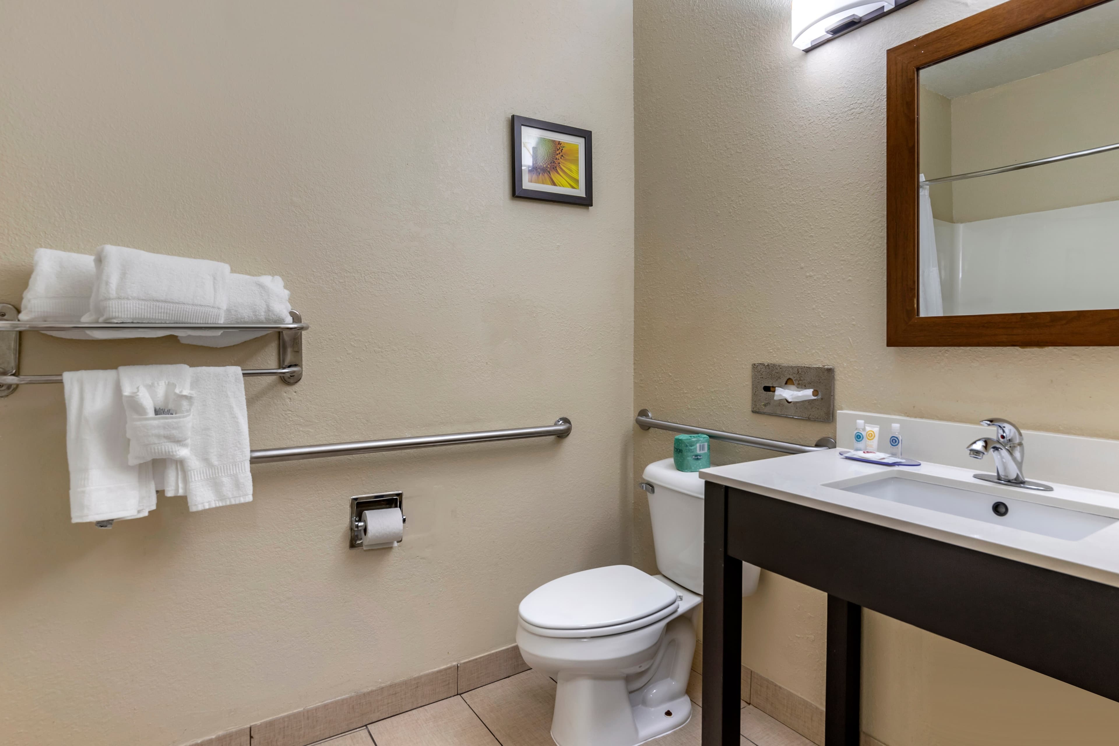 Comfort Inn Oklahoma City South - I-240 - Image 3