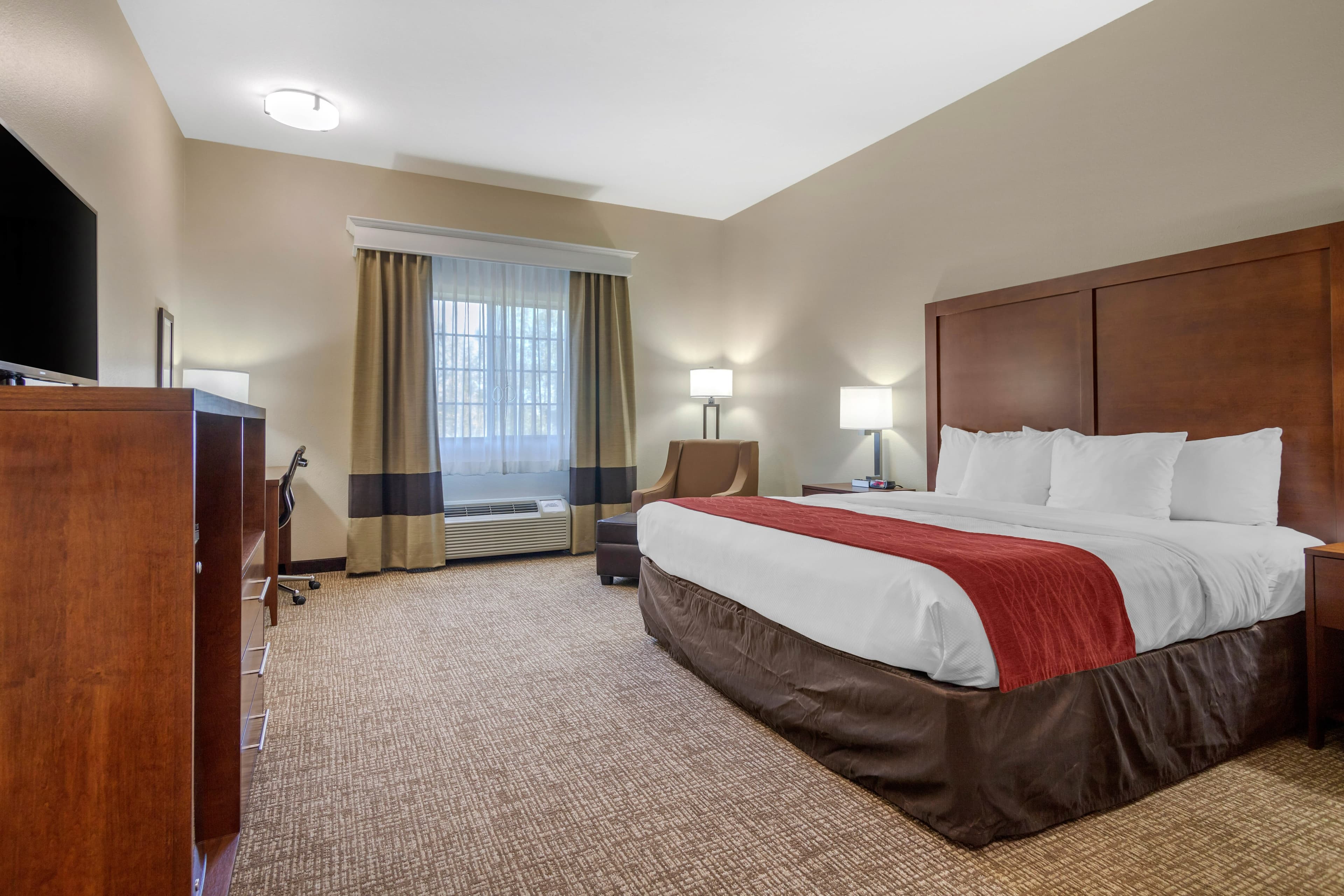 Comfort Inn & Suites Glenpool - Image 2