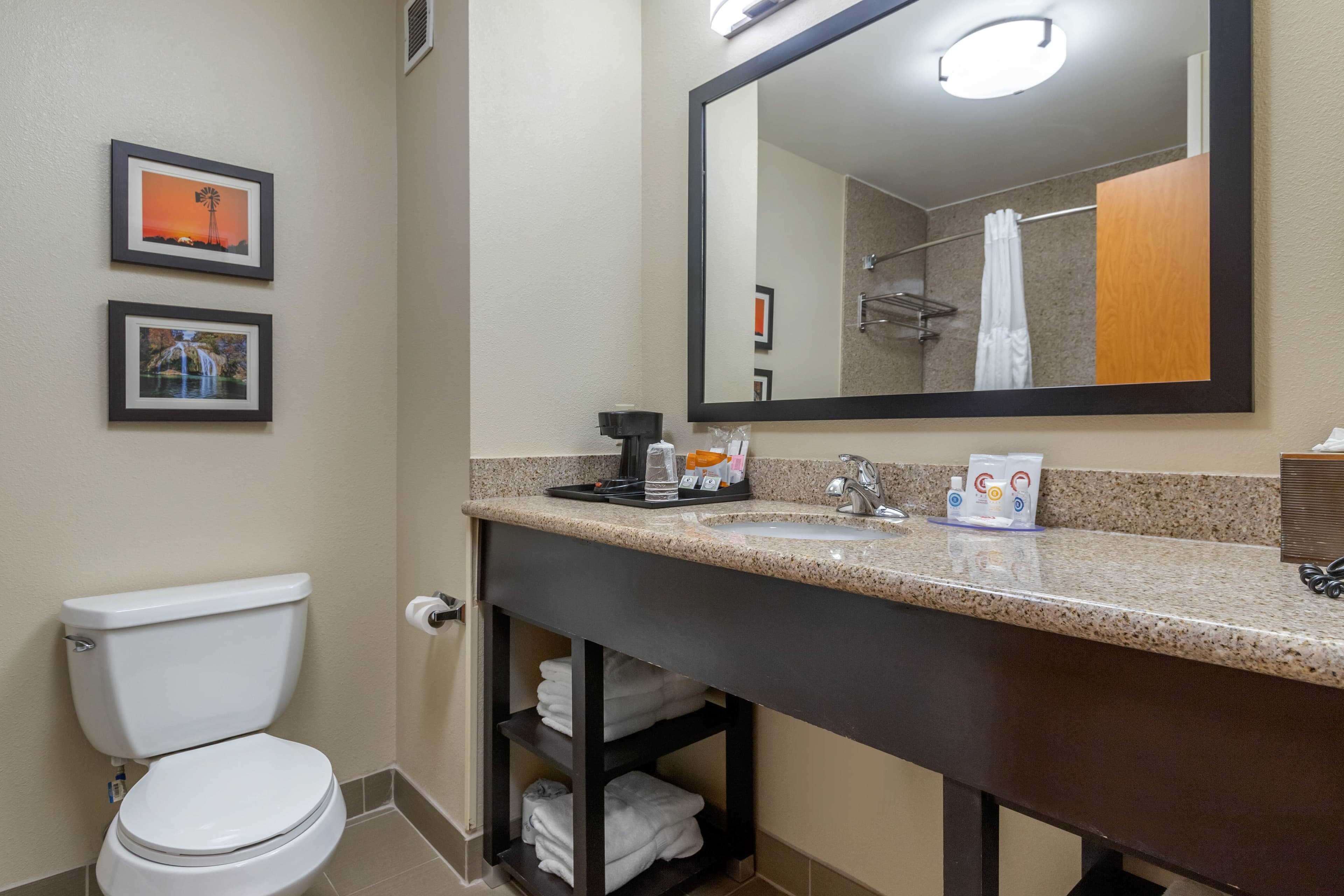 Comfort Inn & Suites Glenpool — 31