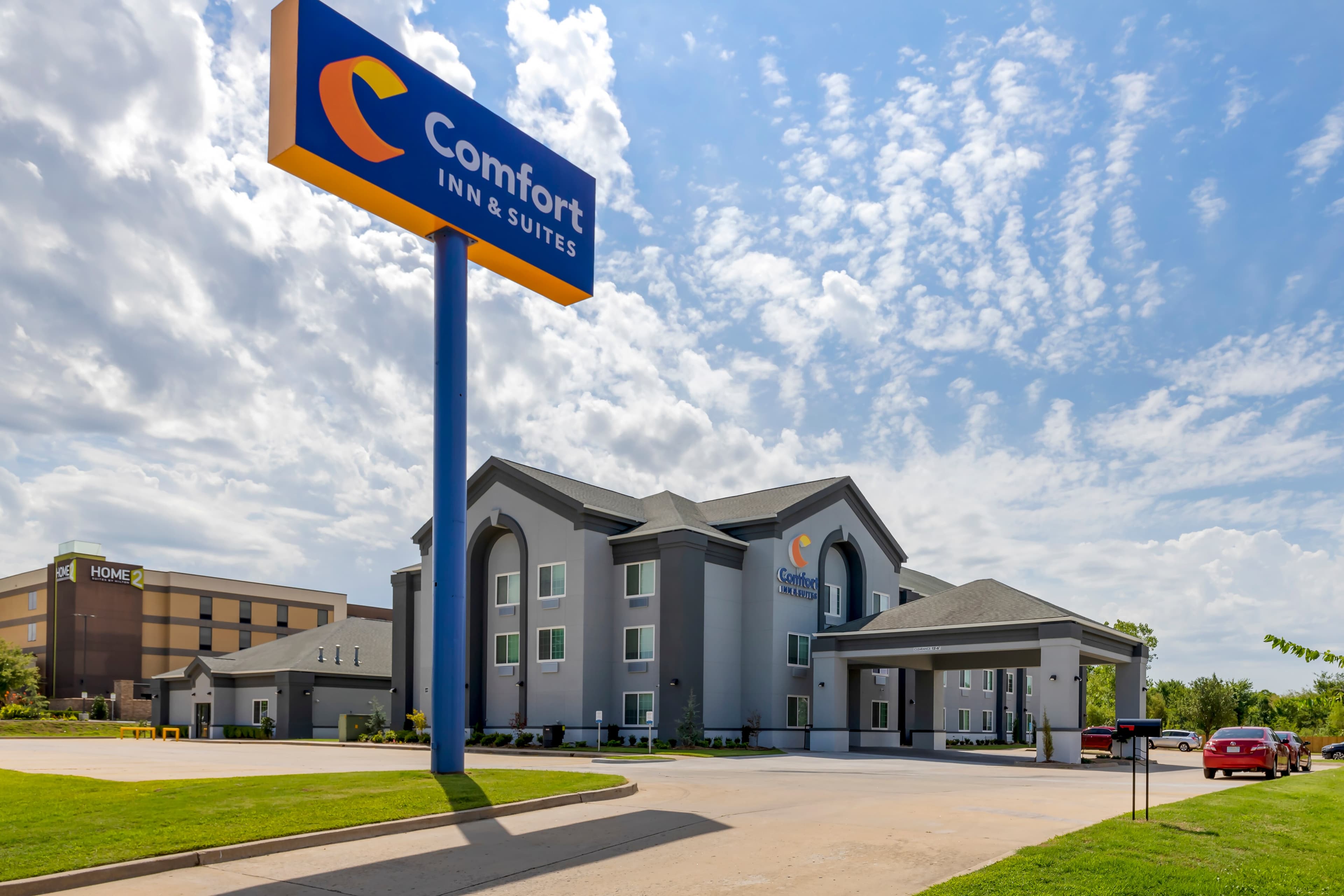 Comfort Inn & Suites Muskogee - Image 1
