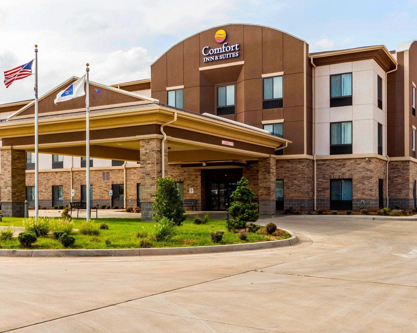 Comfort Inn & Suites Alva - Image 1