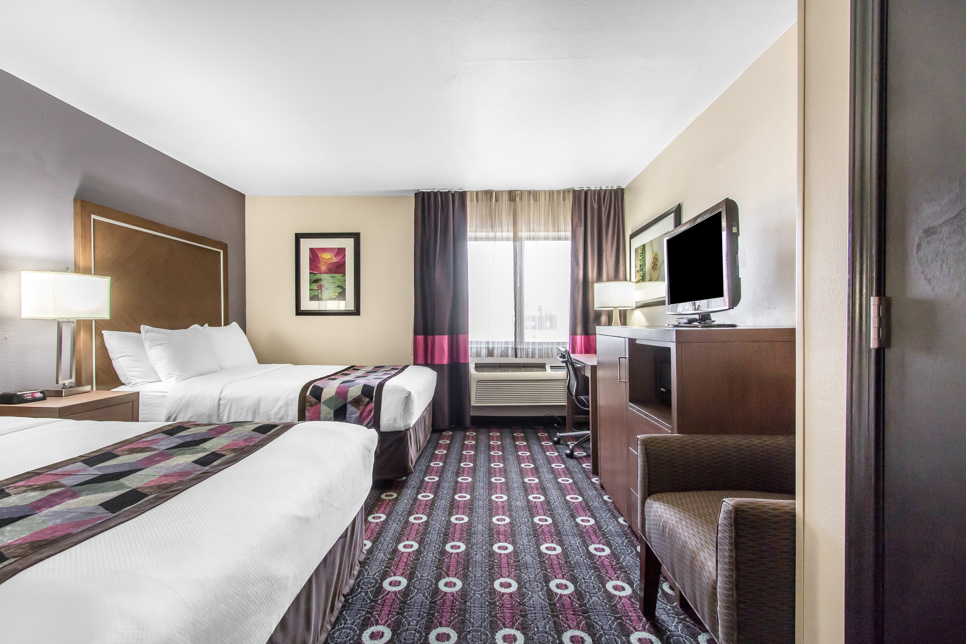 Comfort Inn Tulsa Midtown - Image 2