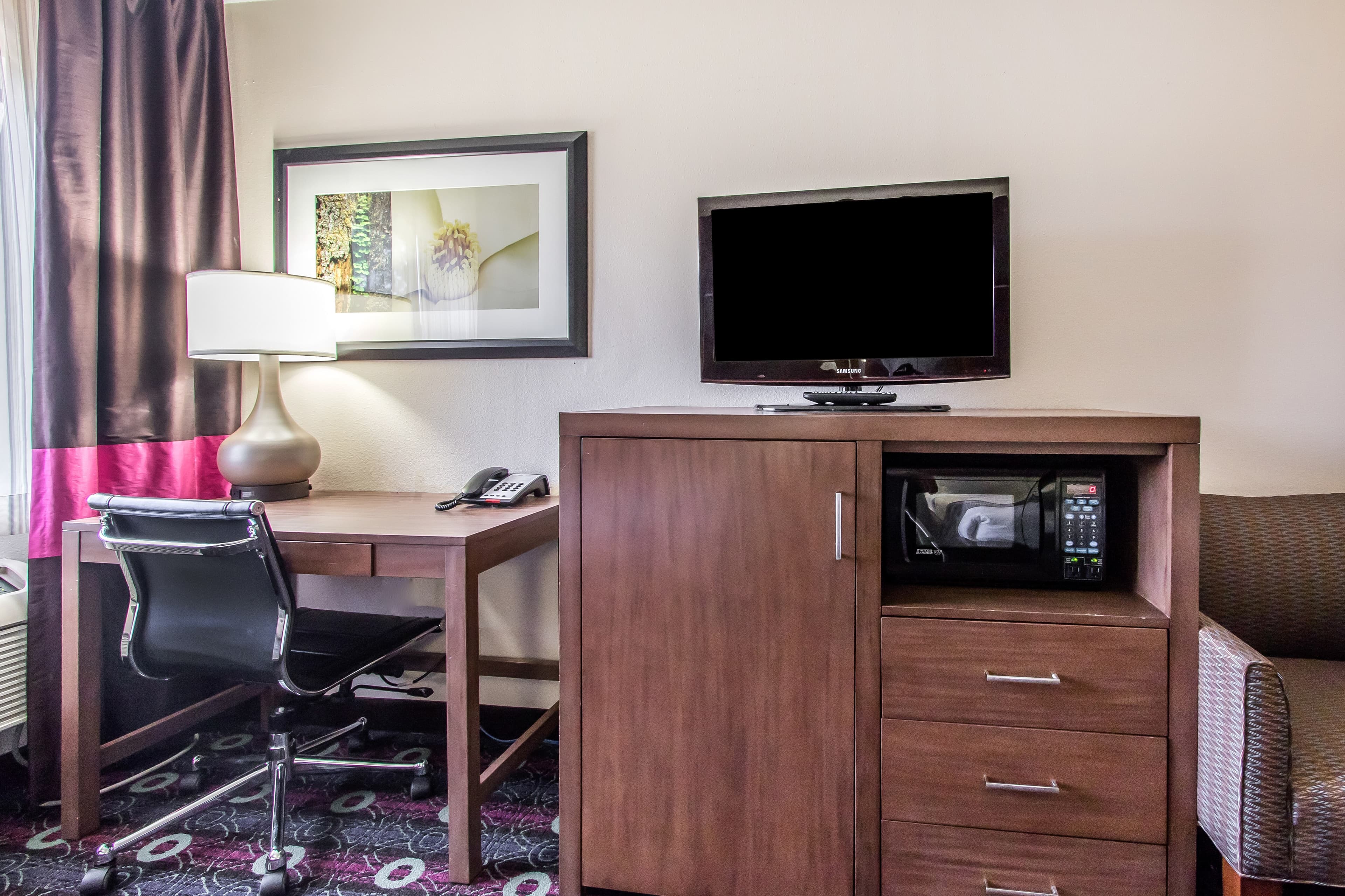 Comfort Inn Tulsa Midtown - Image 4