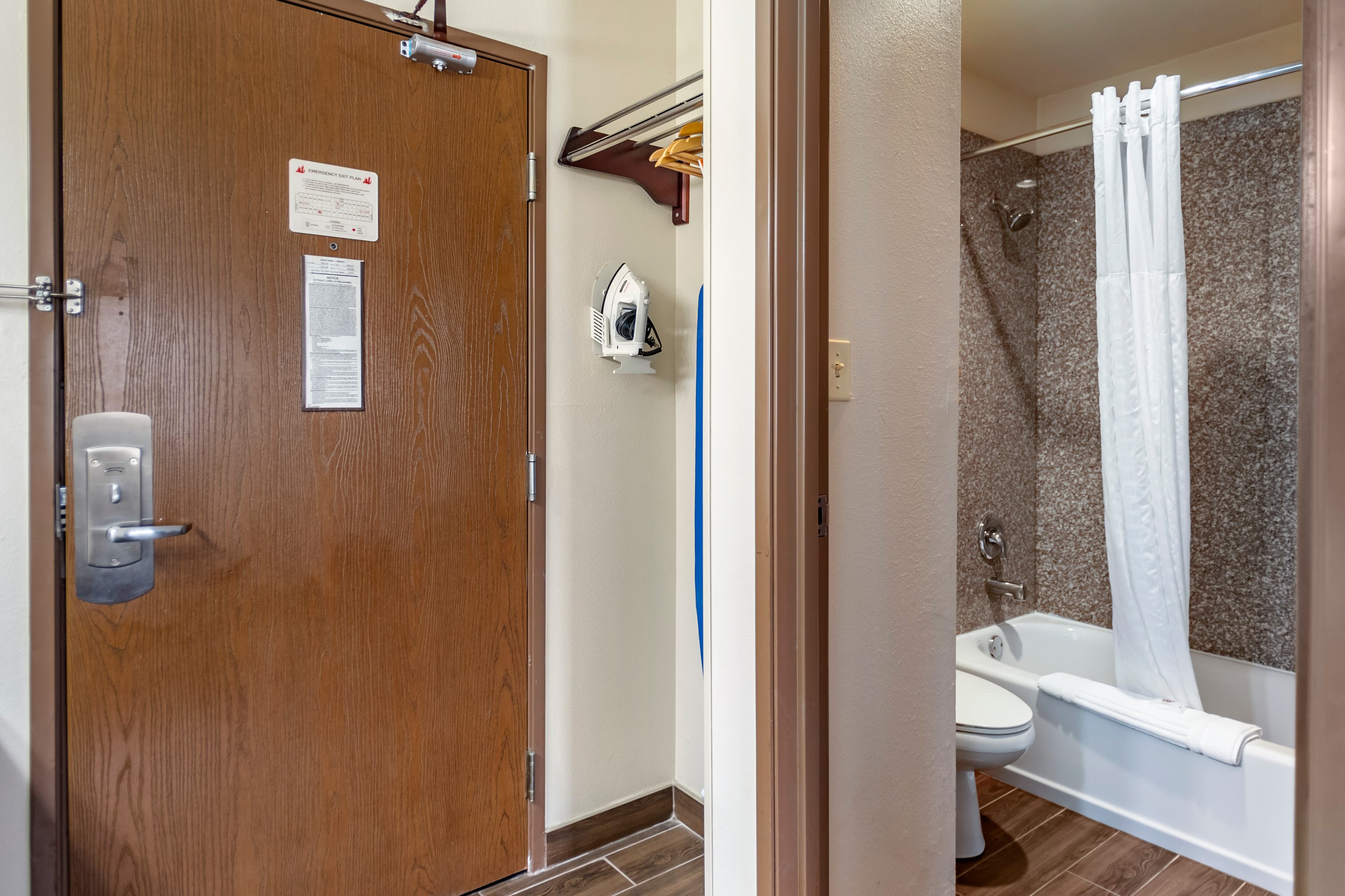 Comfort Inn Tulsa Midtown — 25