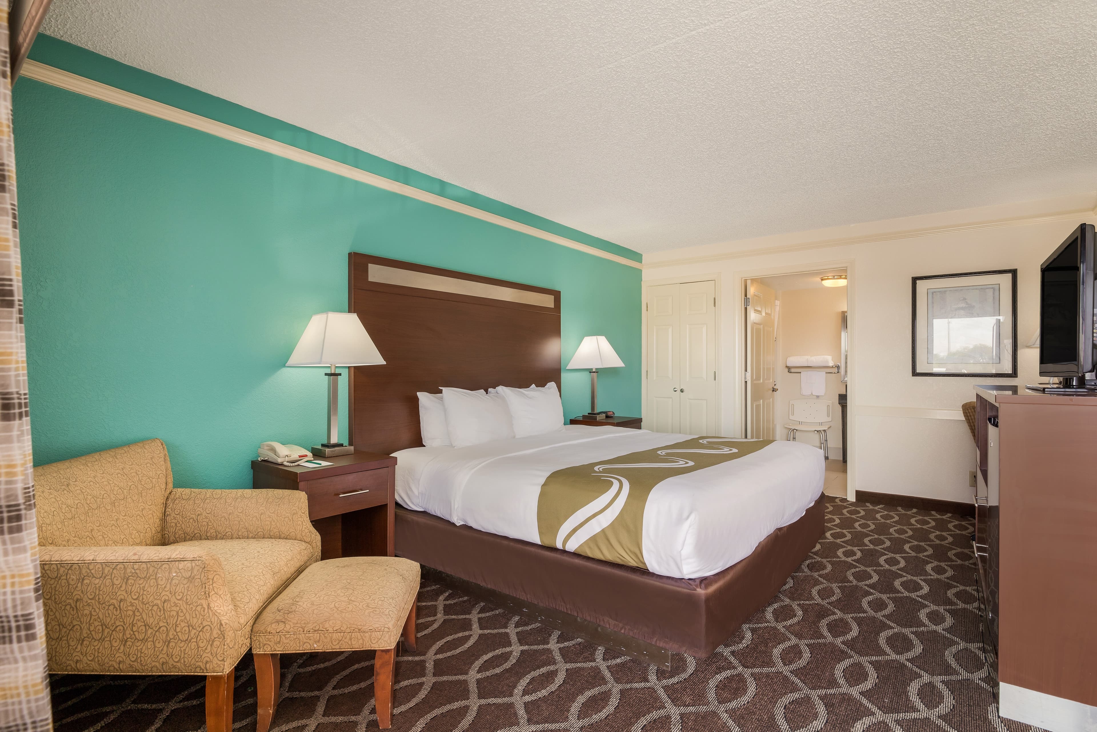 Quality Inn Tulsa Central — 19
