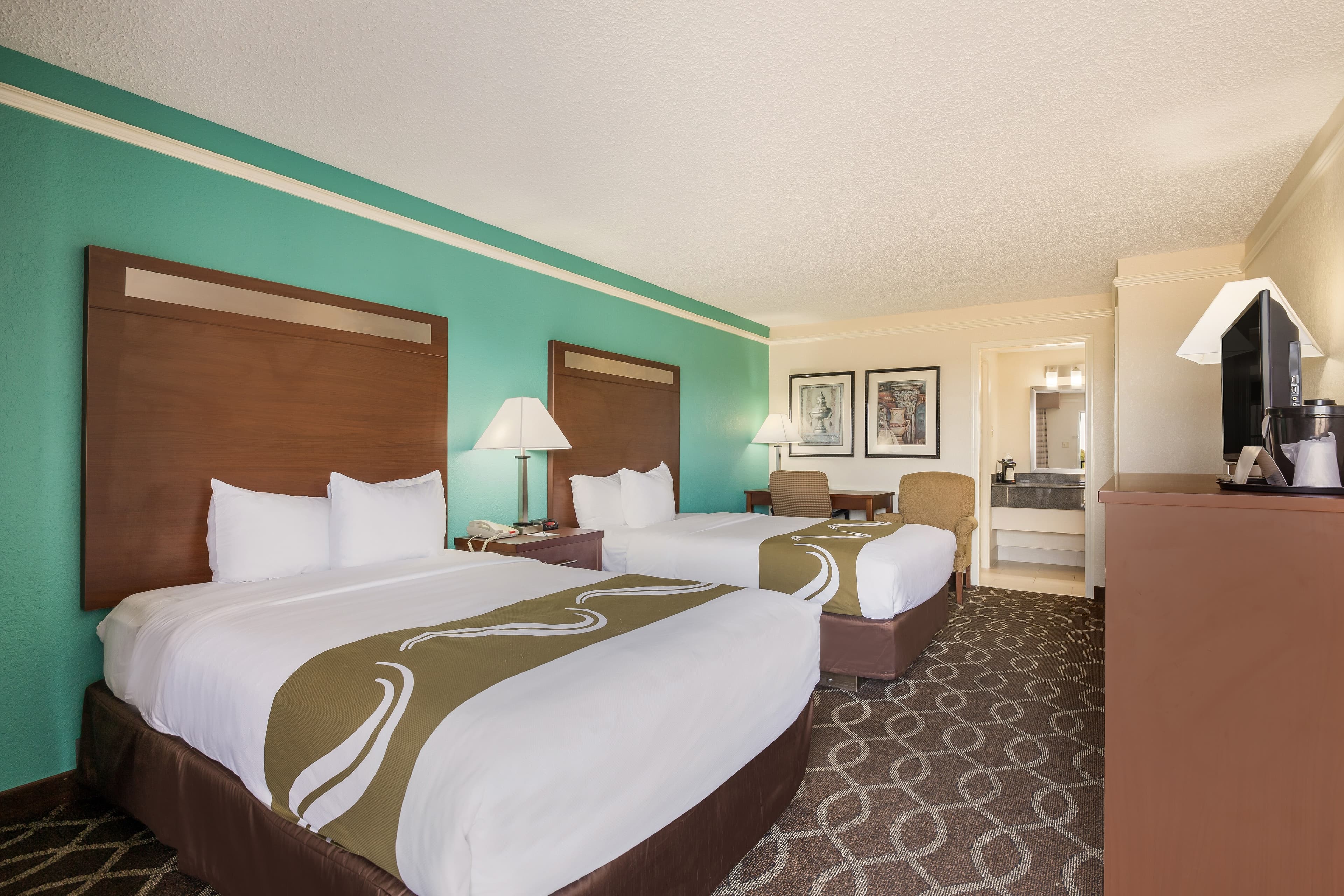 Quality Inn Tulsa Central - Image 2