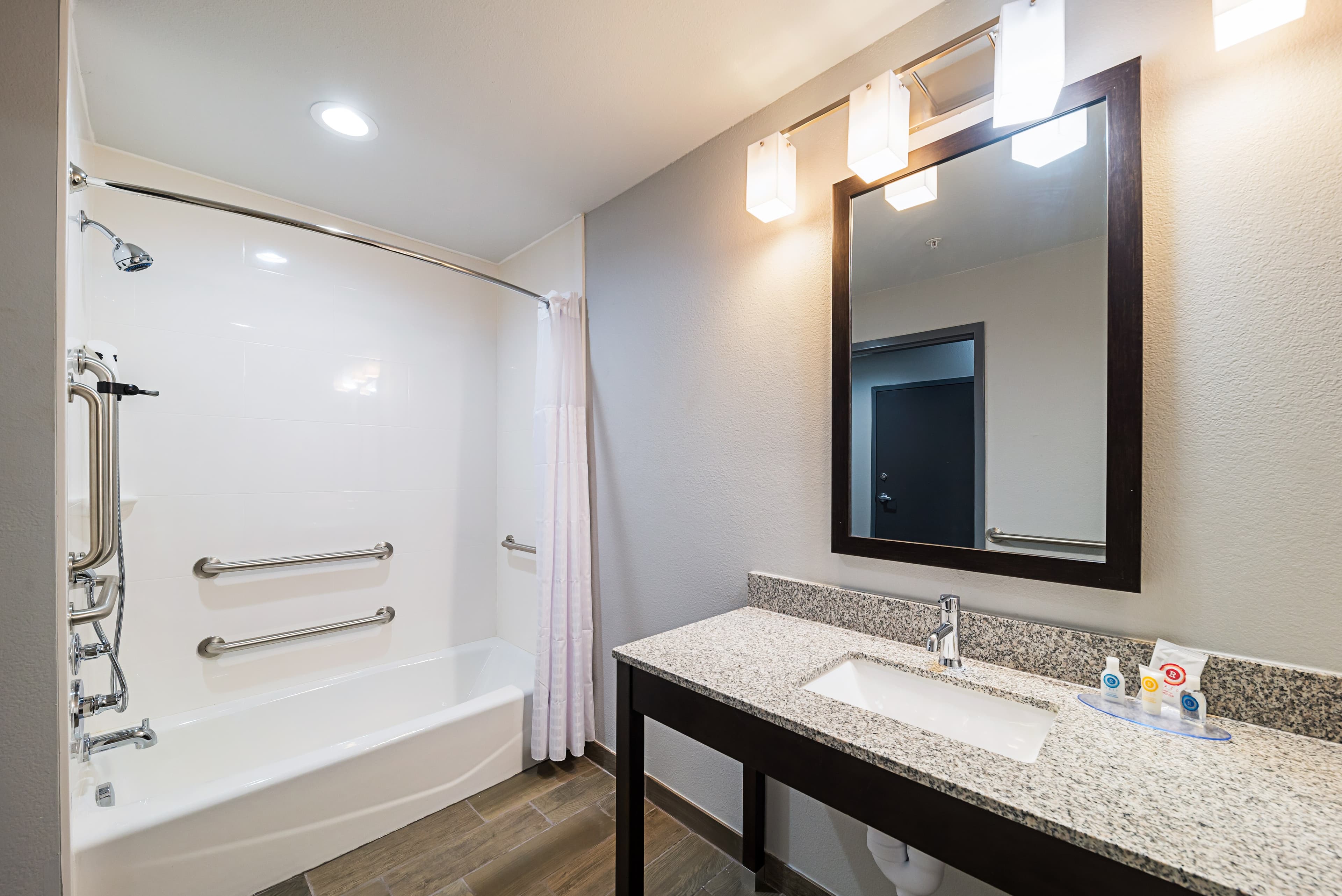 Comfort Inn & Suites Oklahoma City near Bricktown — 14