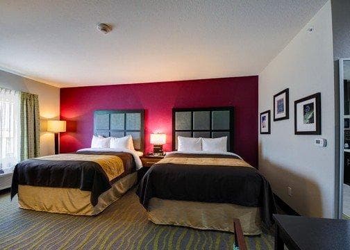 Comfort Inn & Suites Tulsa I-44 West - Rt 66 - Image 2