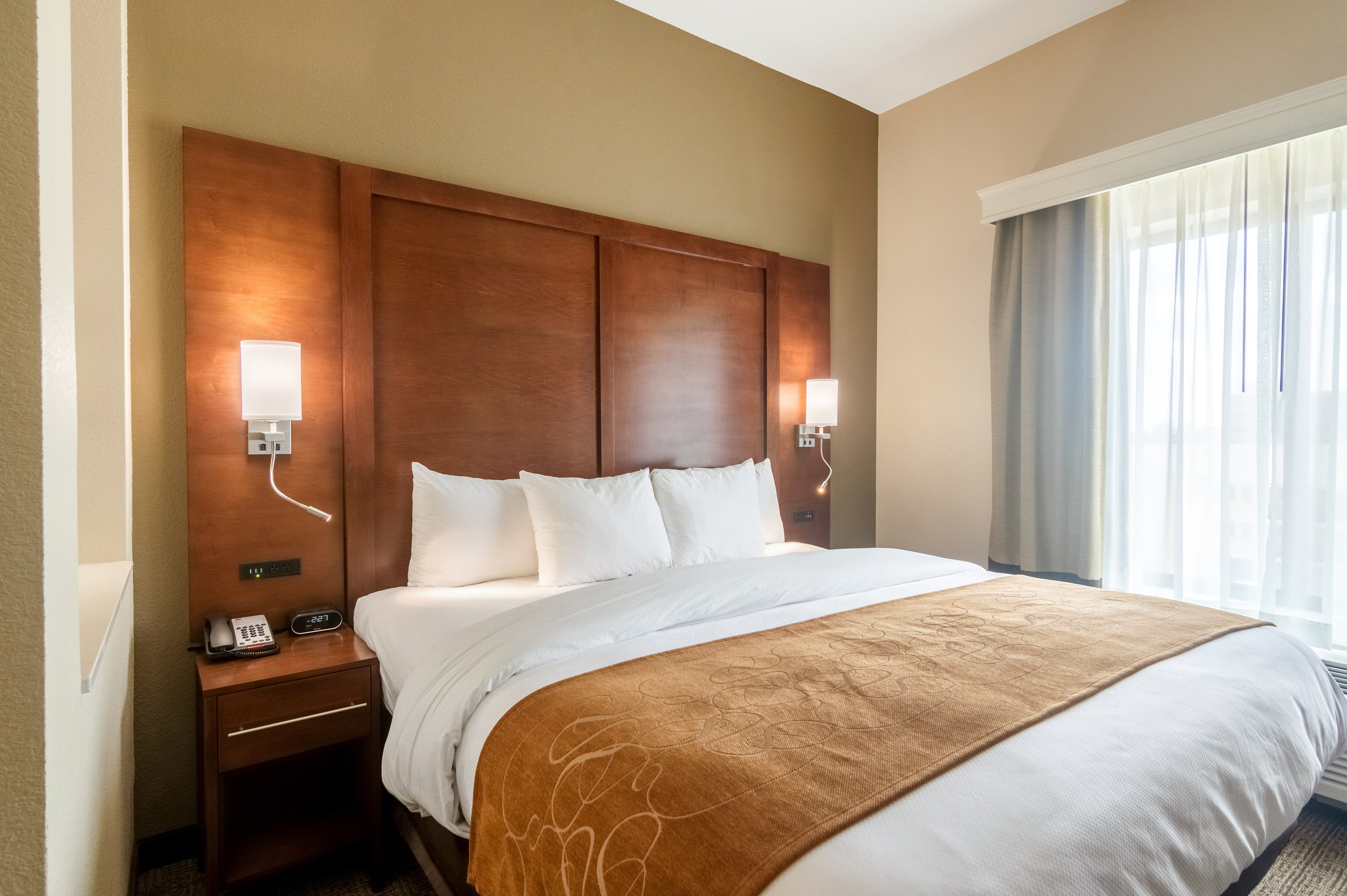 Comfort Suites Meridian and I-40 — 10
