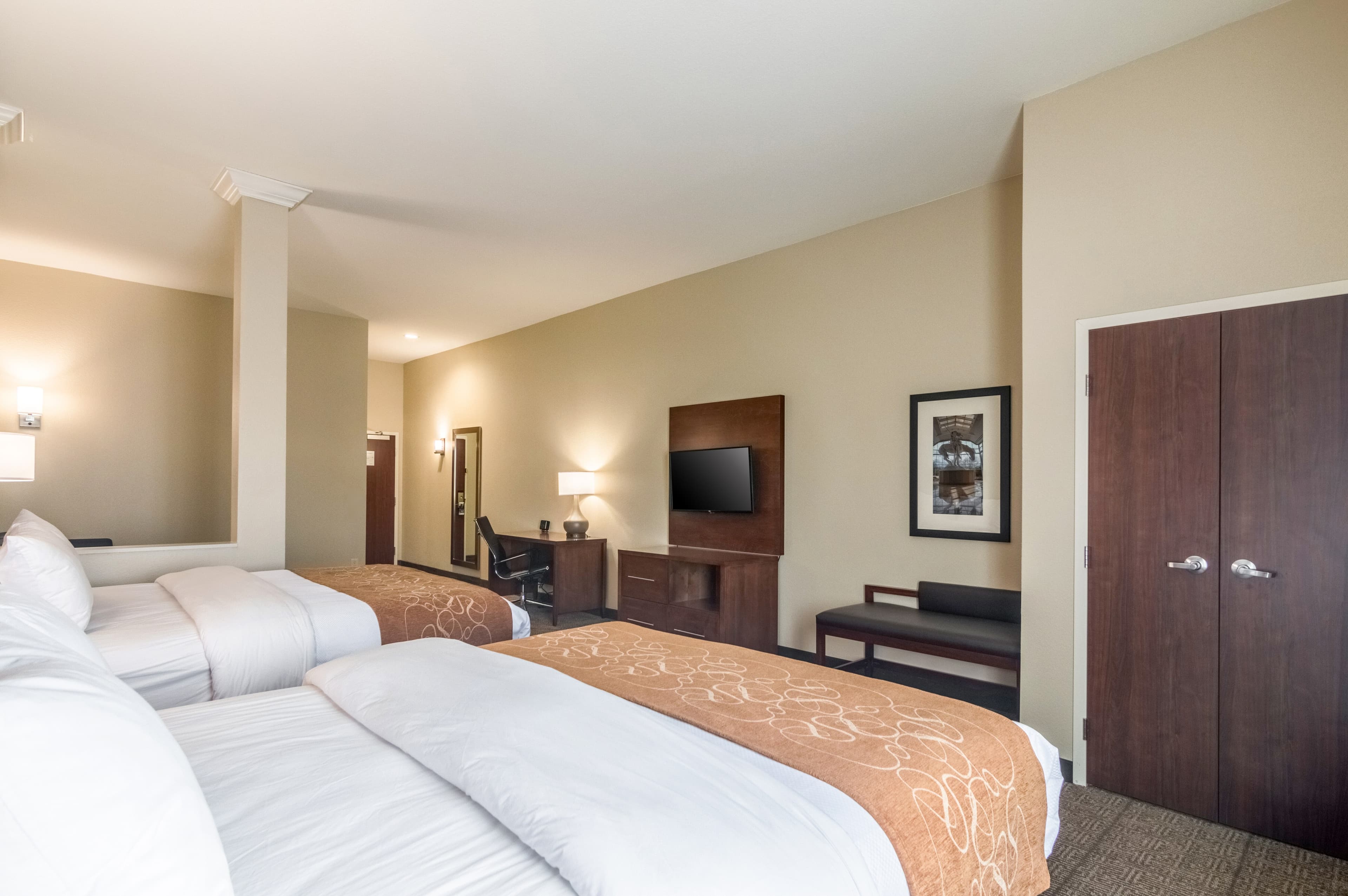 Comfort Suites Meridian and I-40 — 7