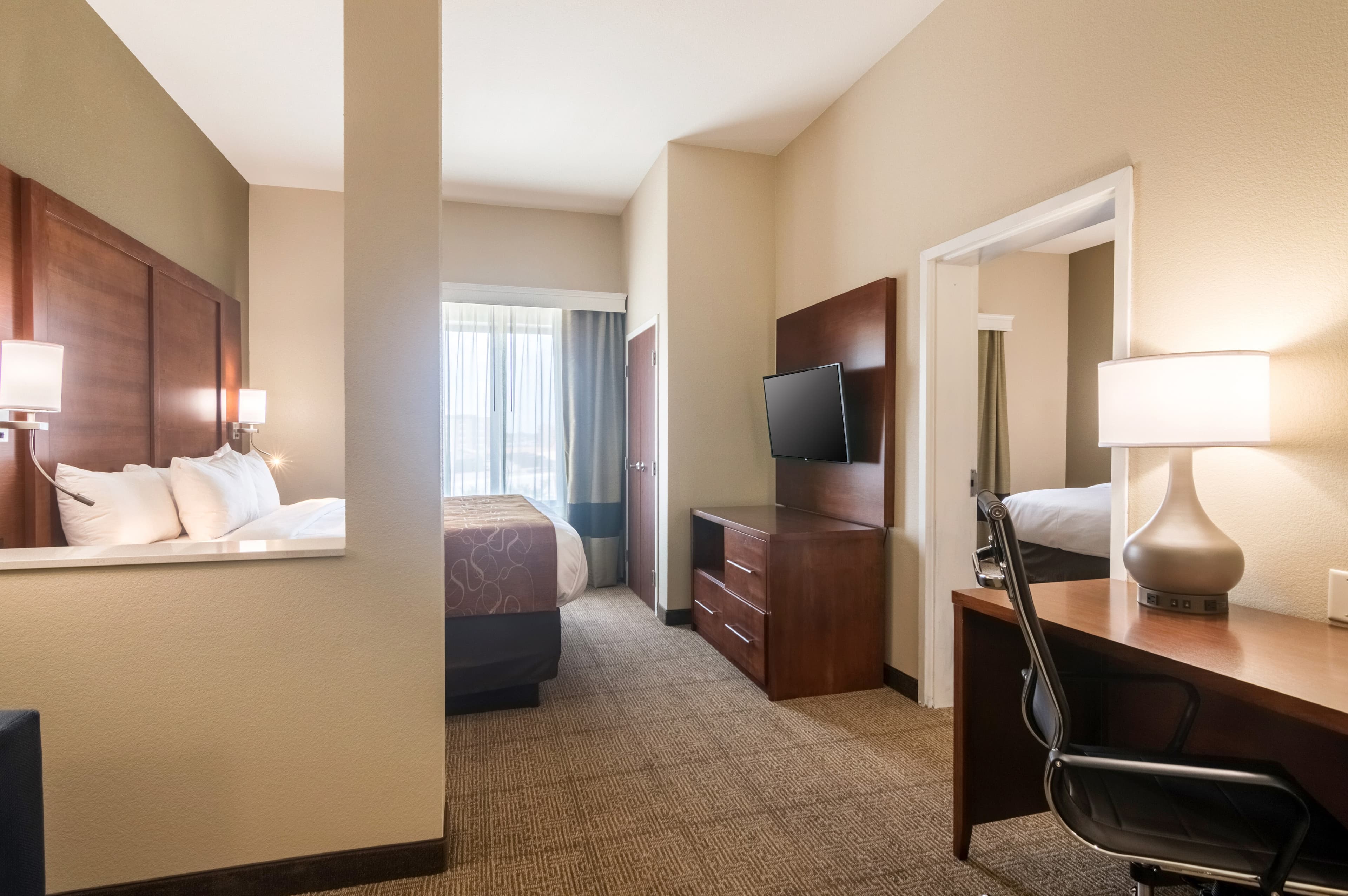 Comfort Suites Meridian and I-40 — 16