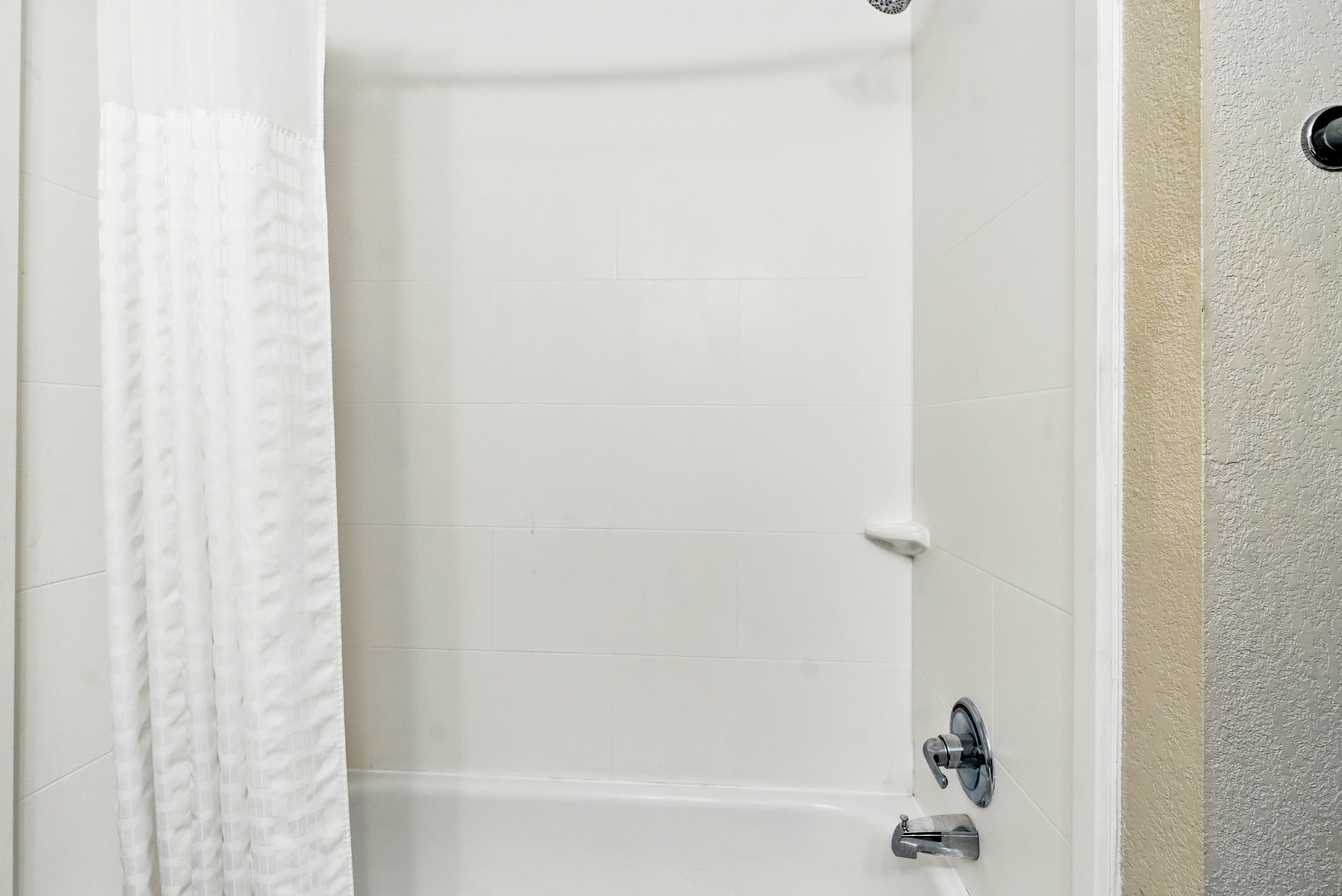 Comfort Inn South Tulsa - Woodland Hills — 9