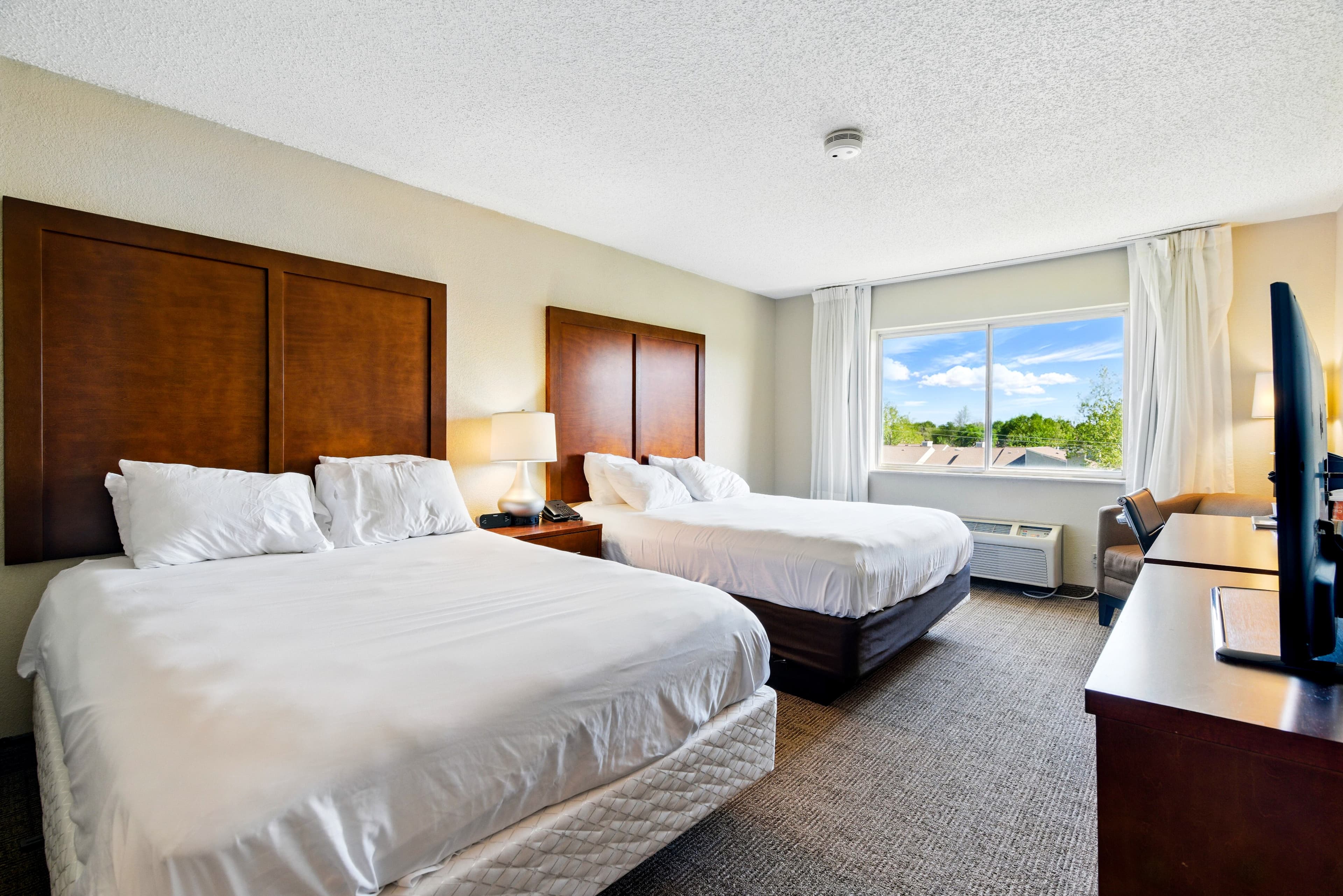 Comfort Inn South Tulsa - Woodland Hills — 11