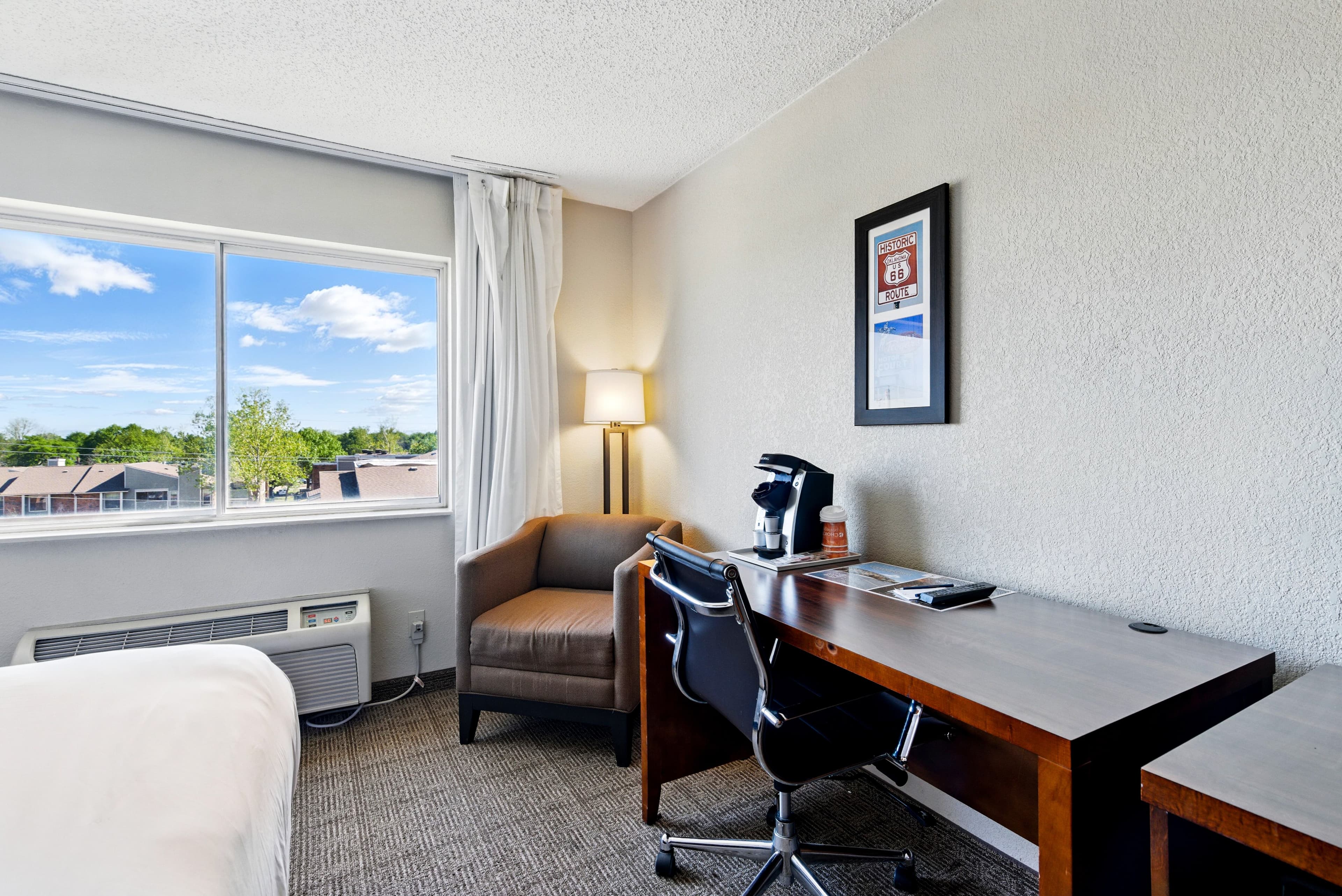 Comfort Inn South Tulsa - Woodland Hills — 13