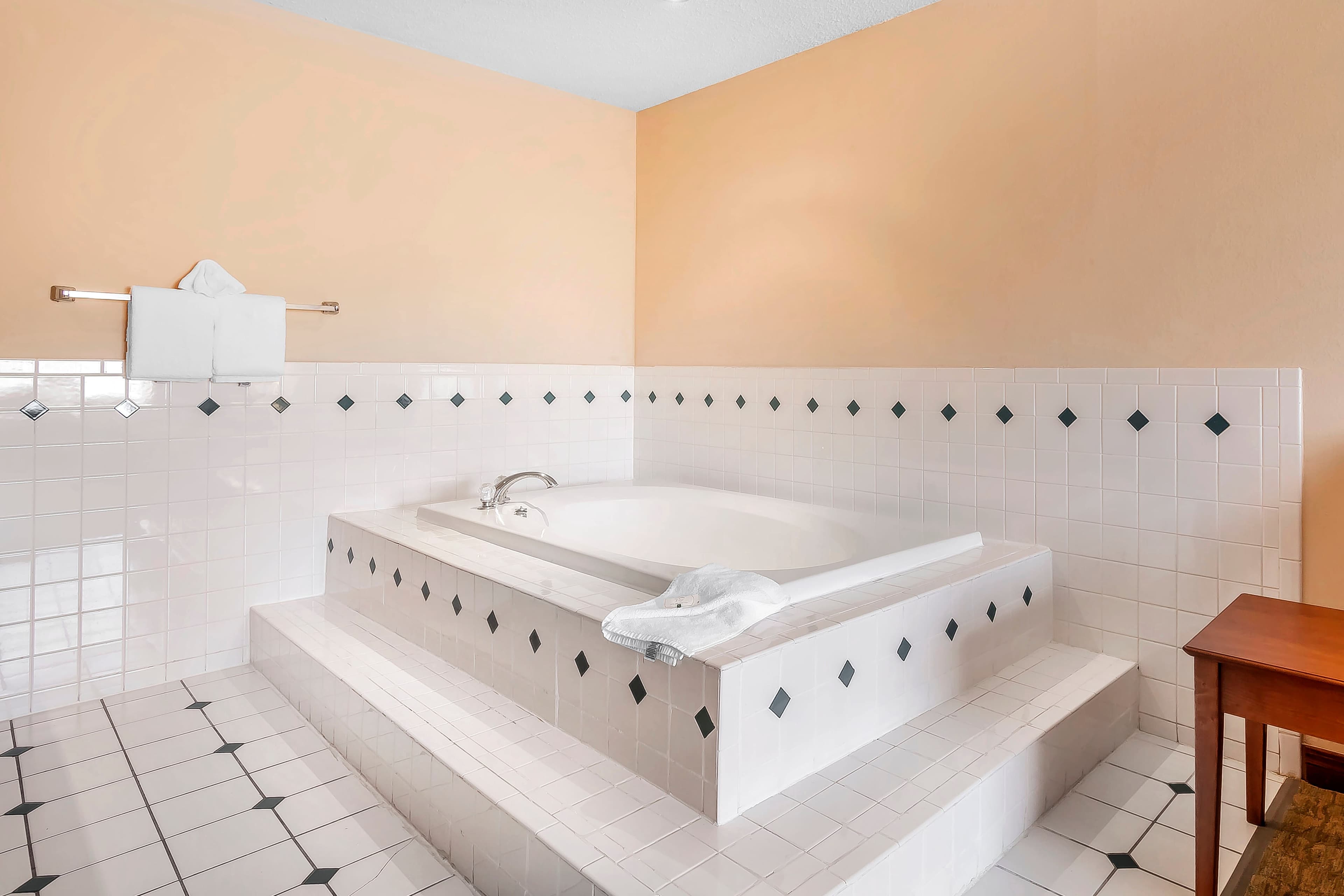 Quality Inn & Suites Owasso US-169 — 25