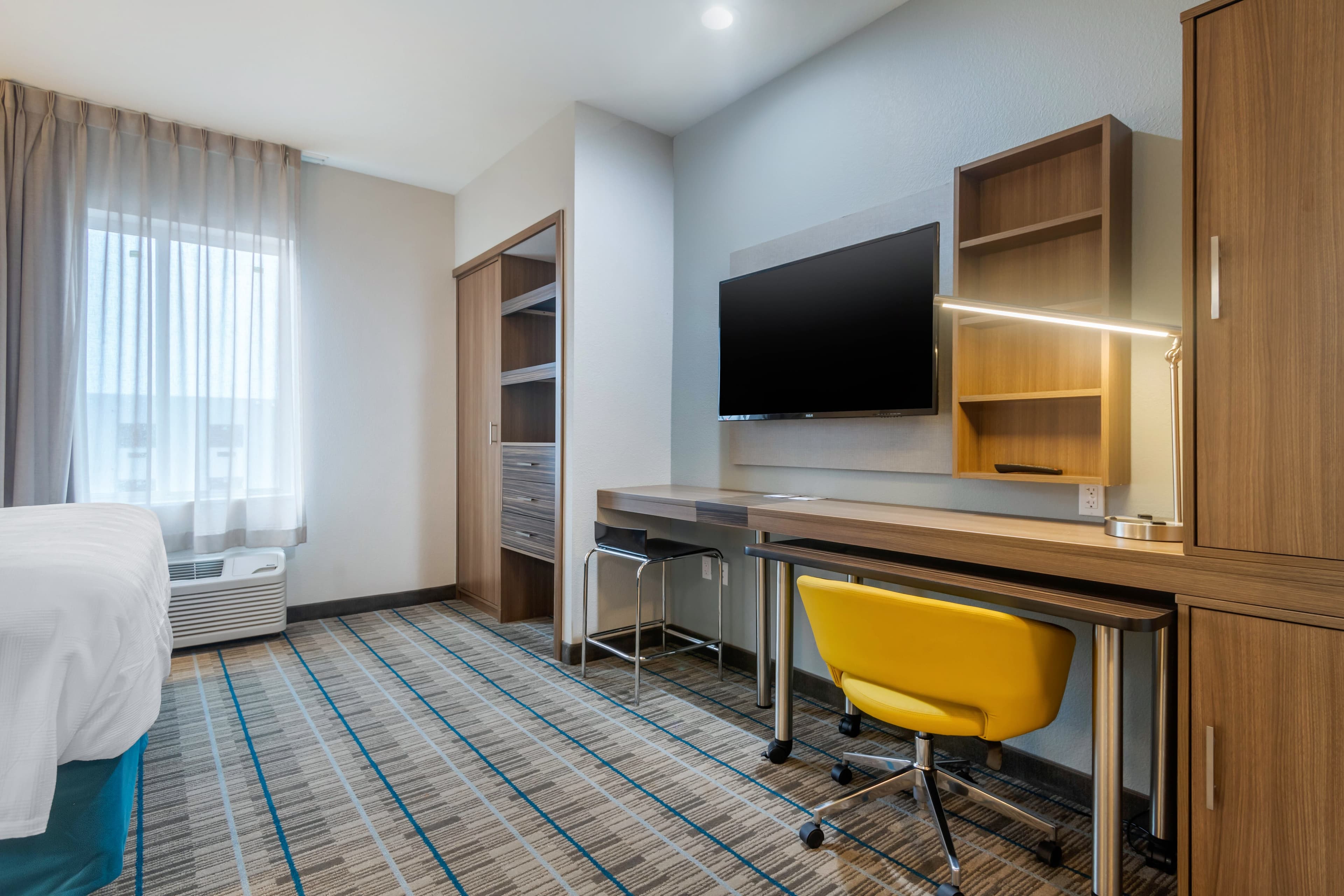 MainStay Suites Bricktown - near Medical Center - Image 3