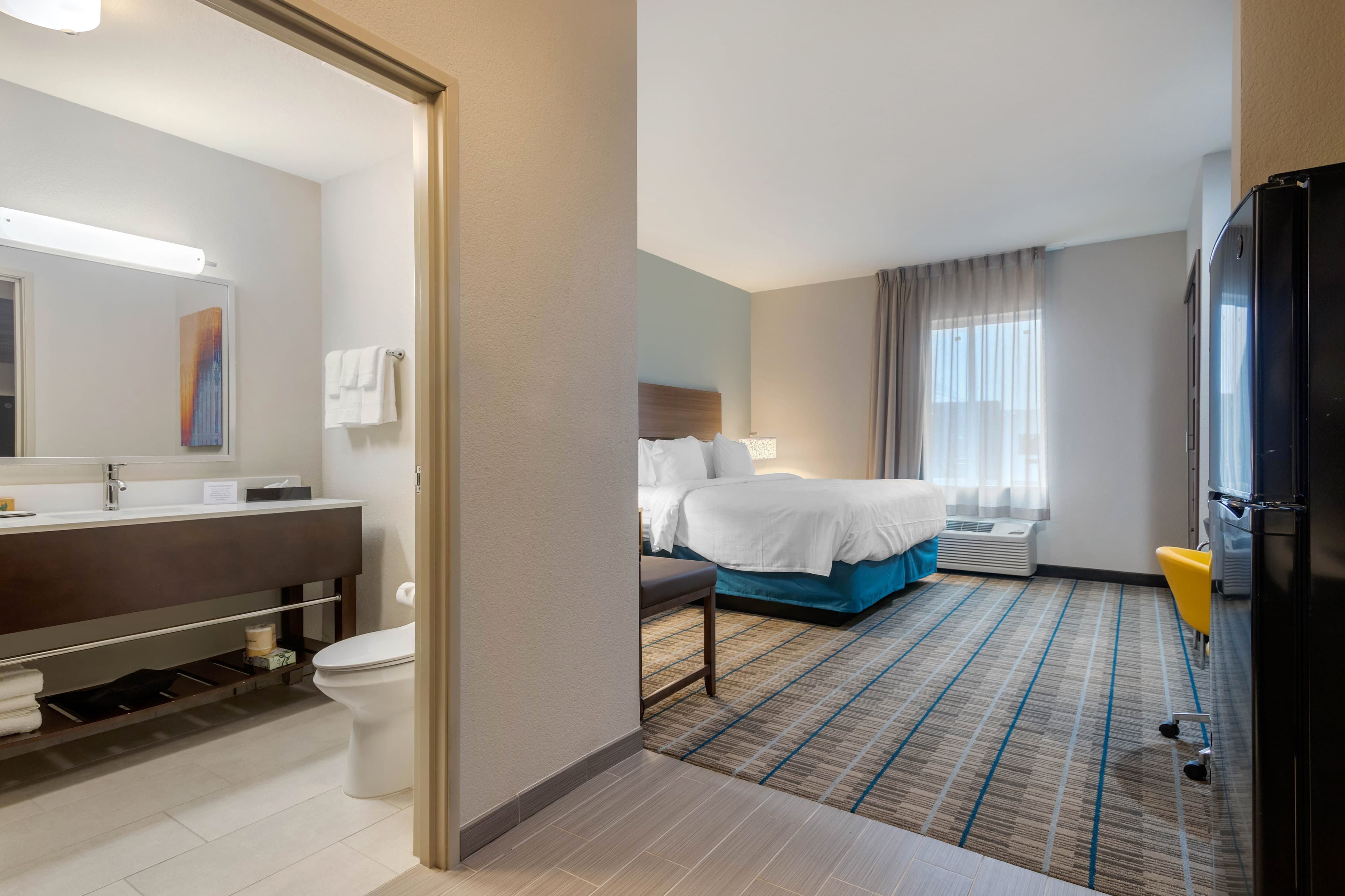 MainStay Suites Bricktown - near Medical Center - Image 5