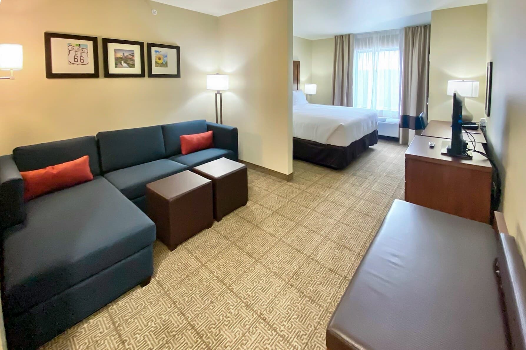 Comfort Inn & Suites Harrah — 12