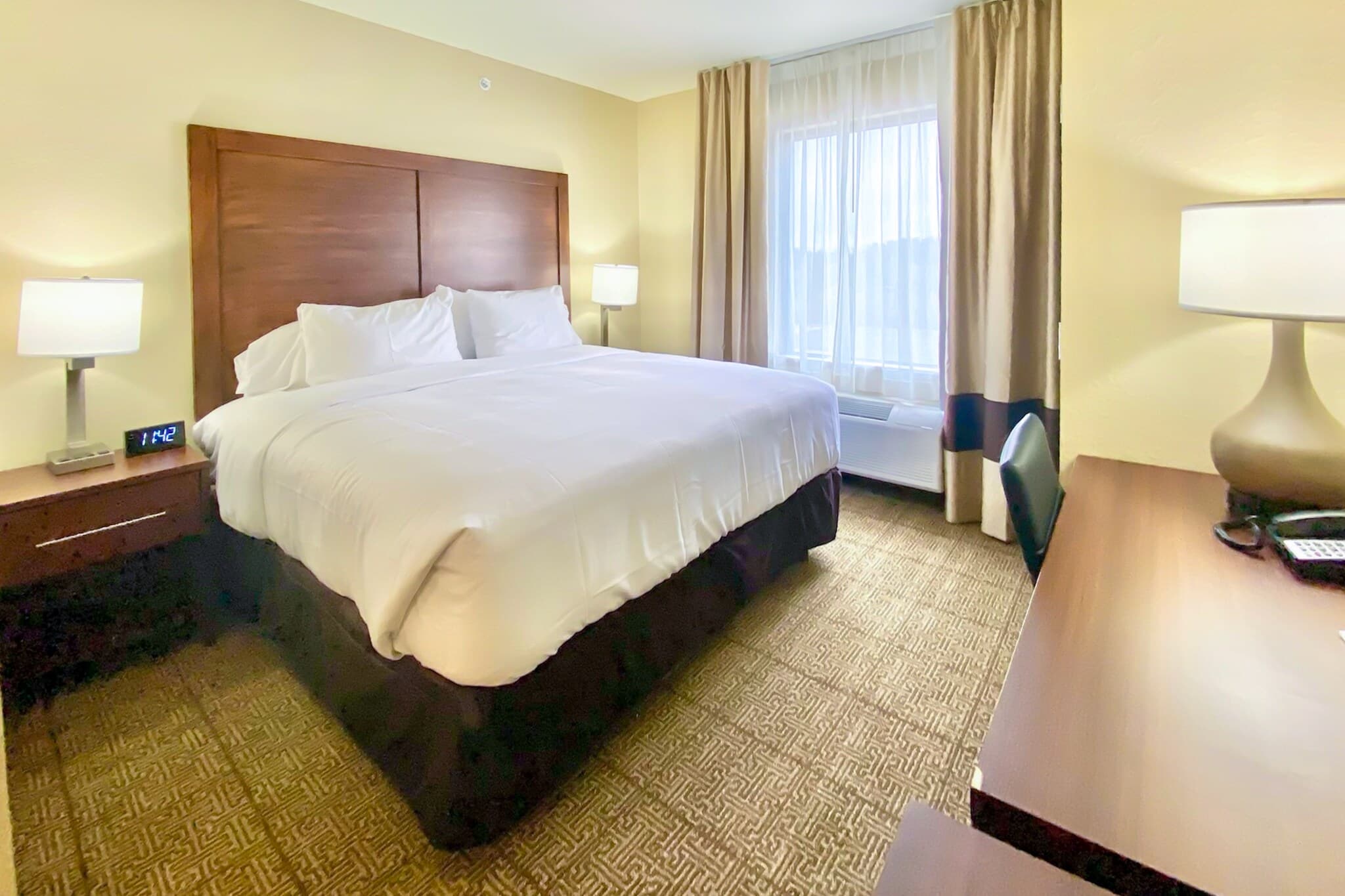Comfort Inn & Suites Harrah — 13
