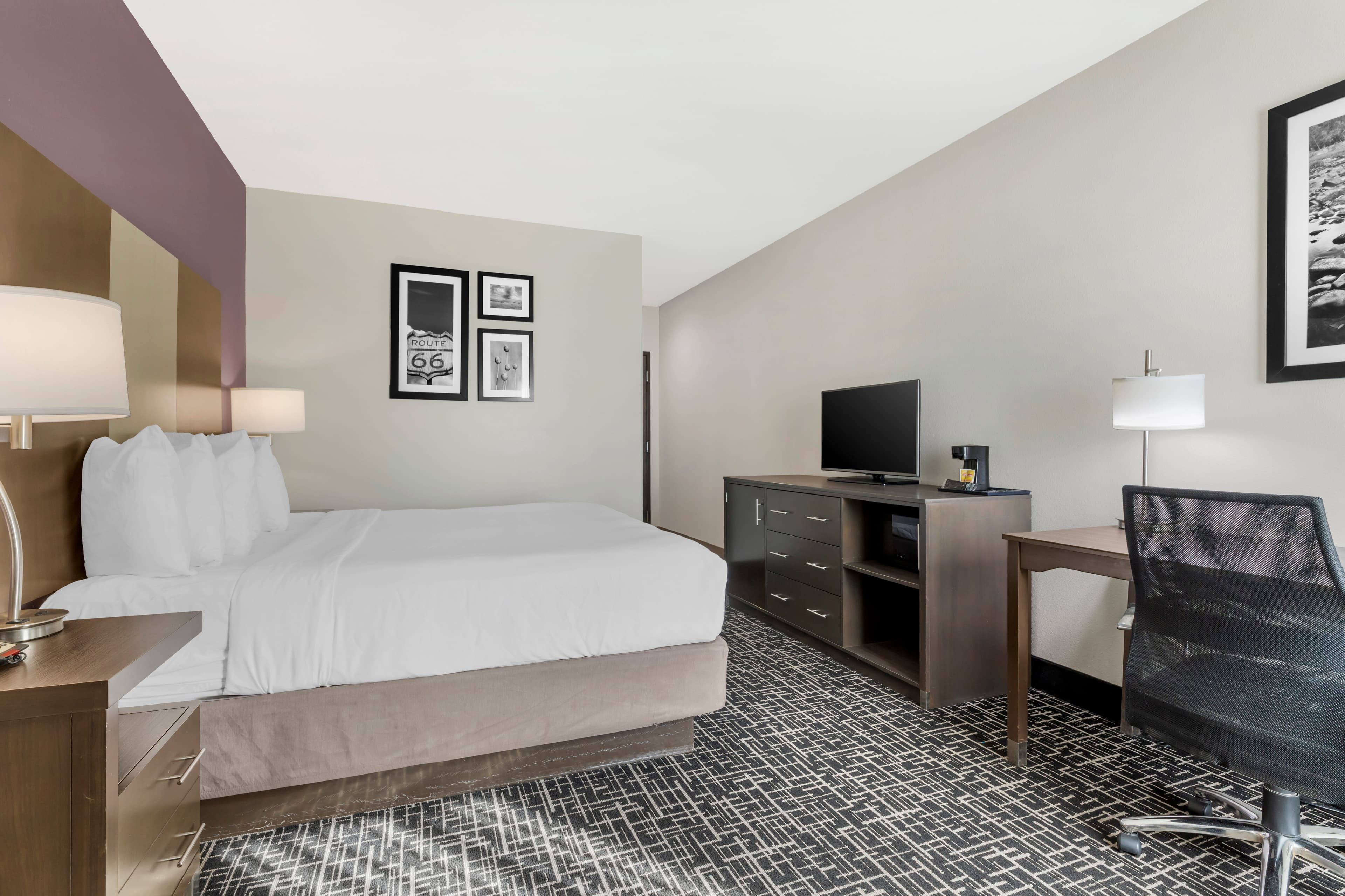 Comfort Inn & Suites — 11