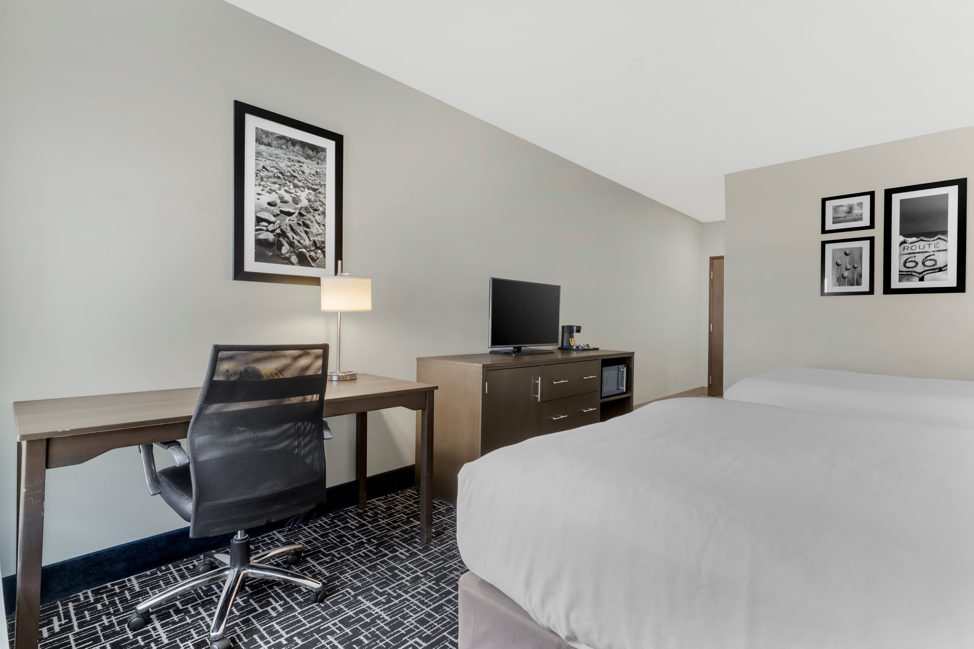Comfort Inn & Suites — 17