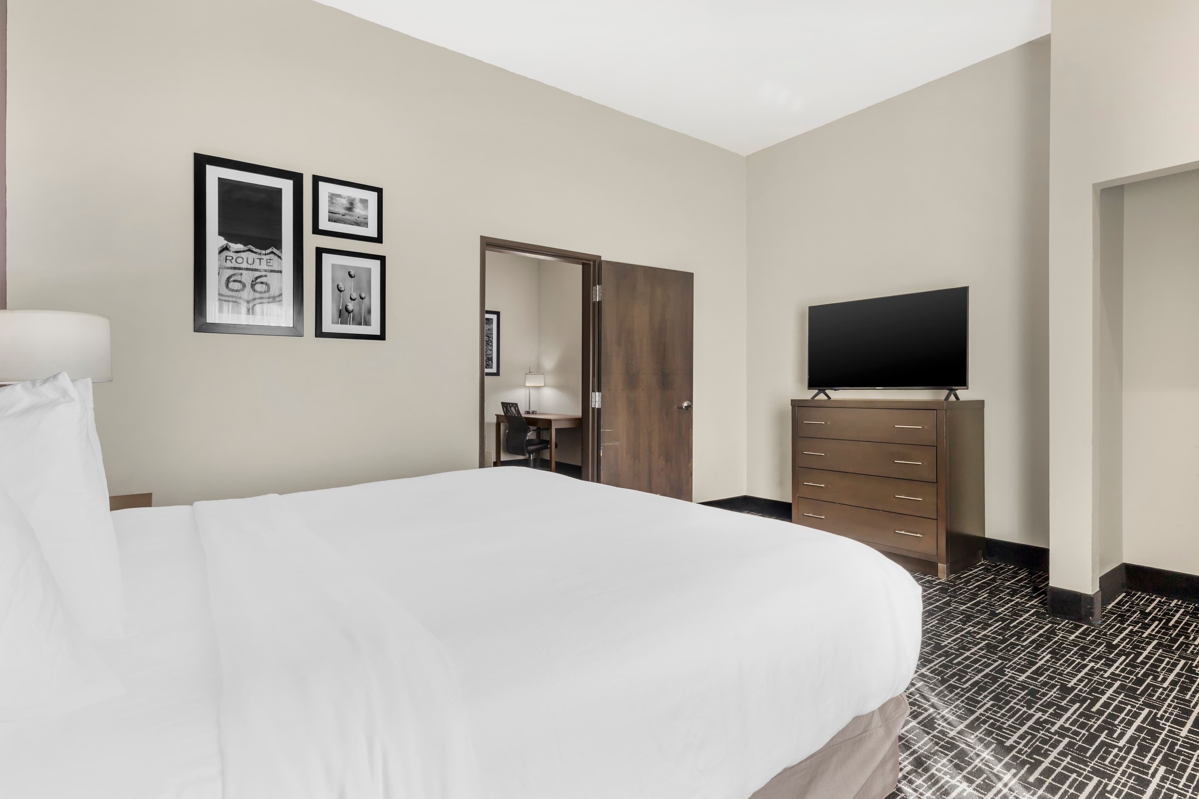 Comfort Inn & Suites — 24