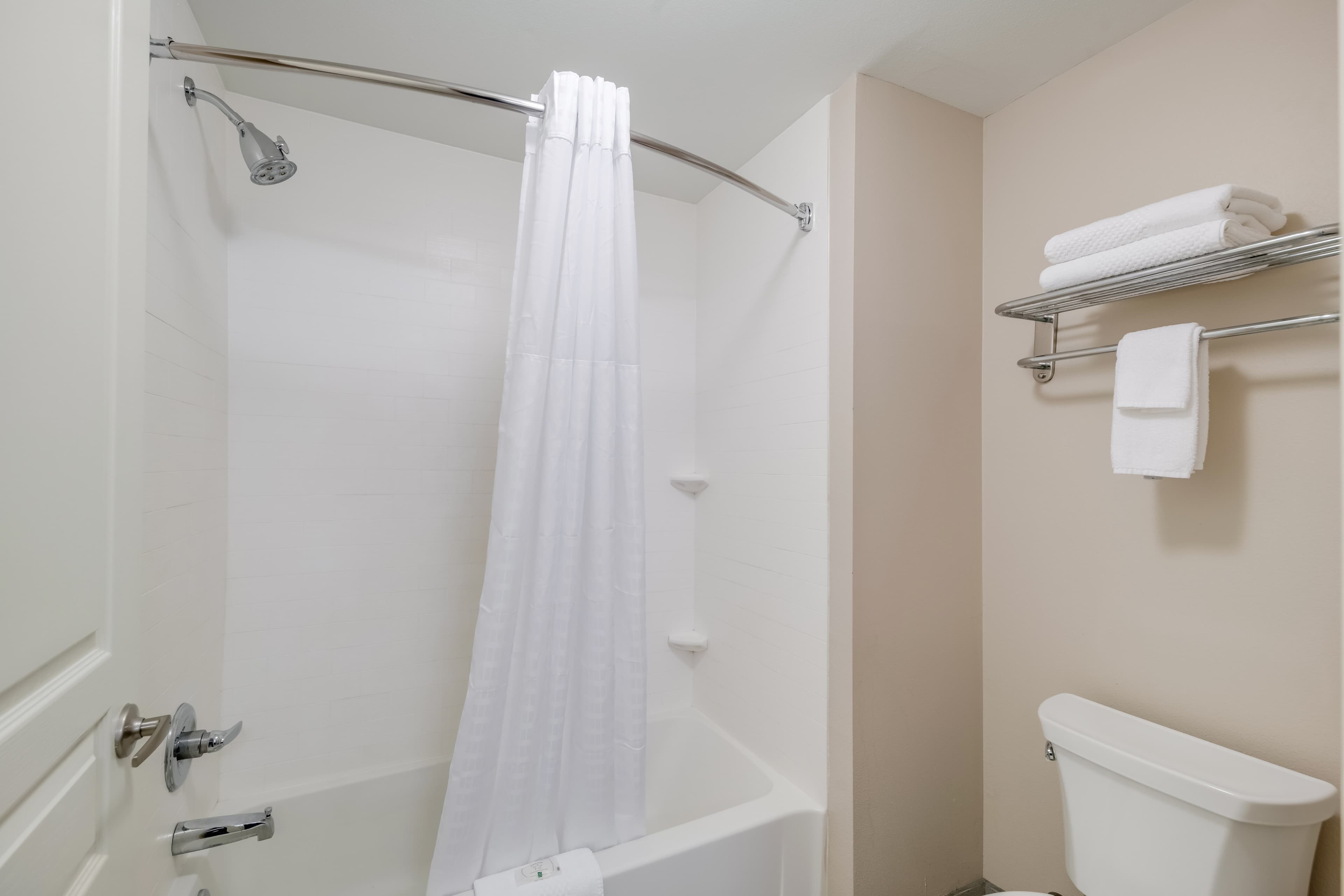 Quality Inn & Suites Ardmore — 2