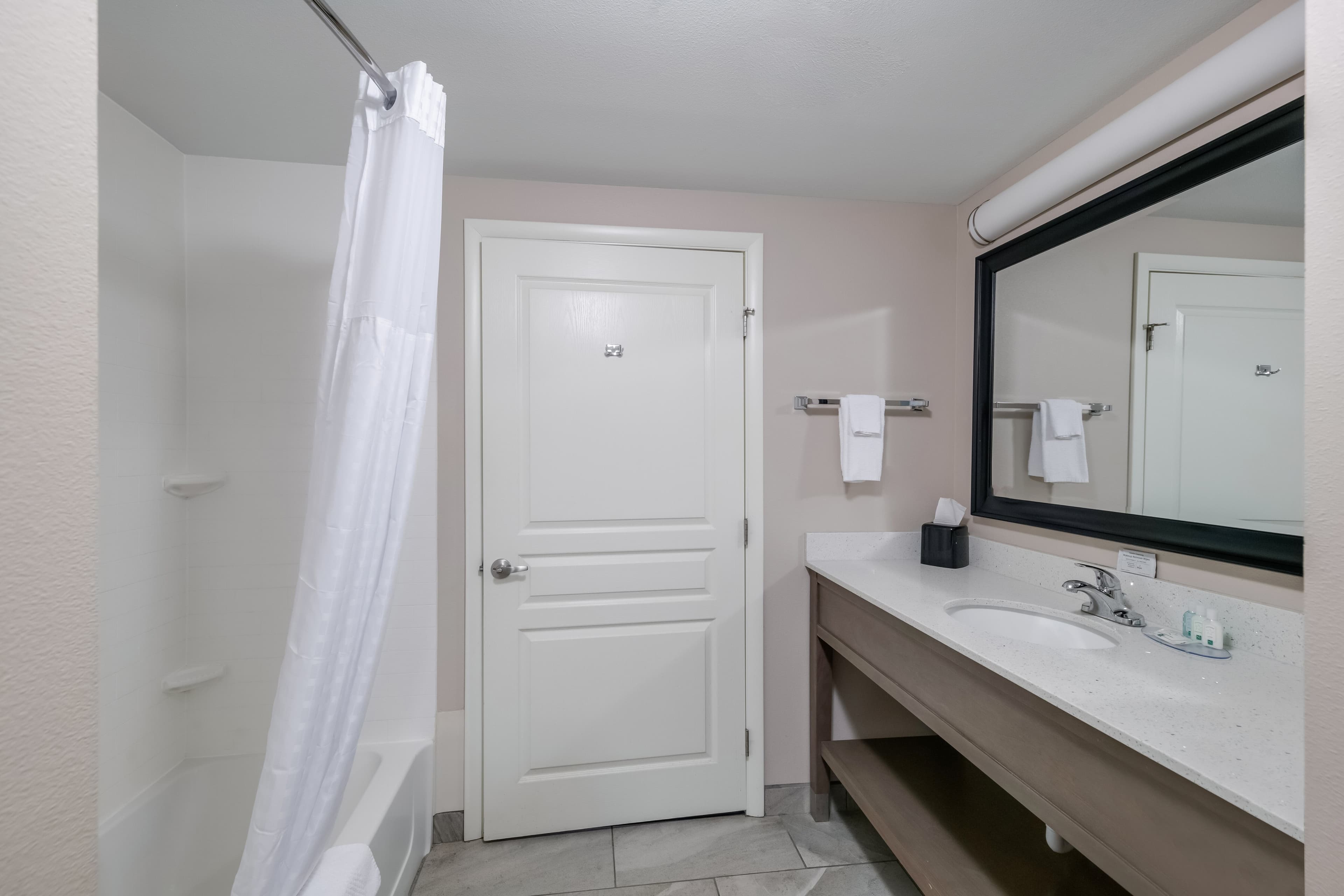 Quality Inn & Suites Ardmore — 14