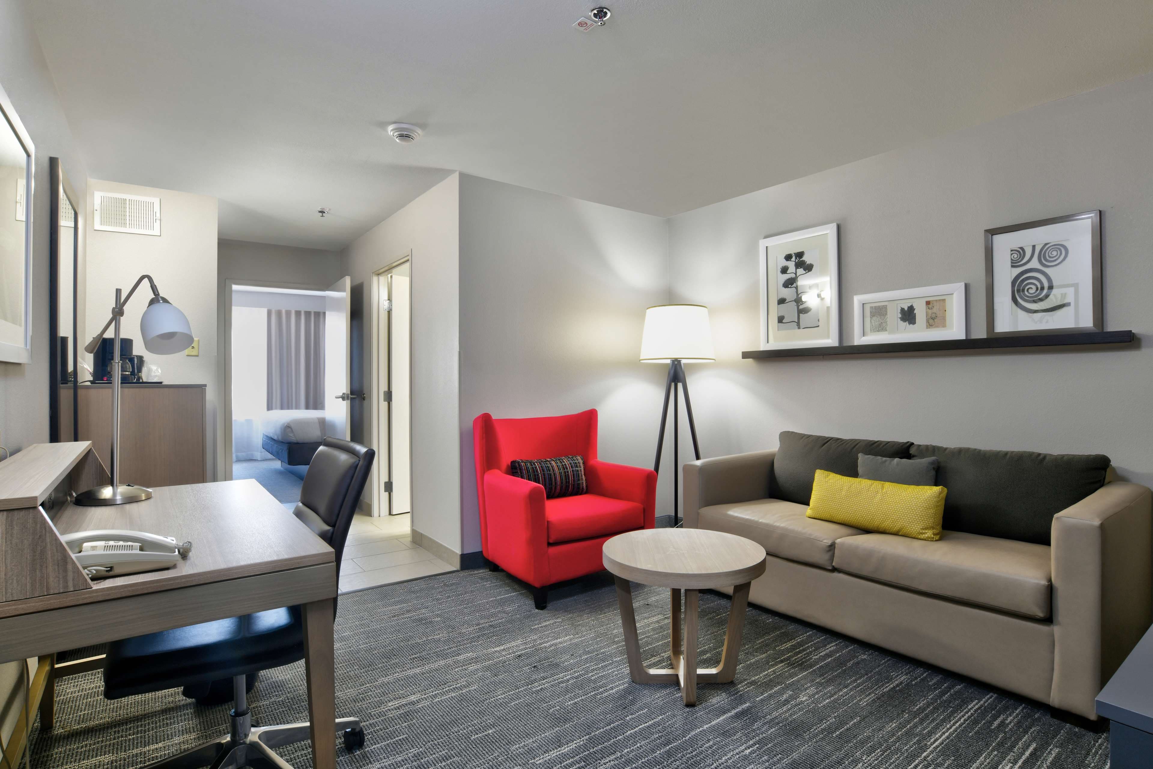 Country Inn & Suites by Radisson, Oklahoma City Airport, OK - Image 5