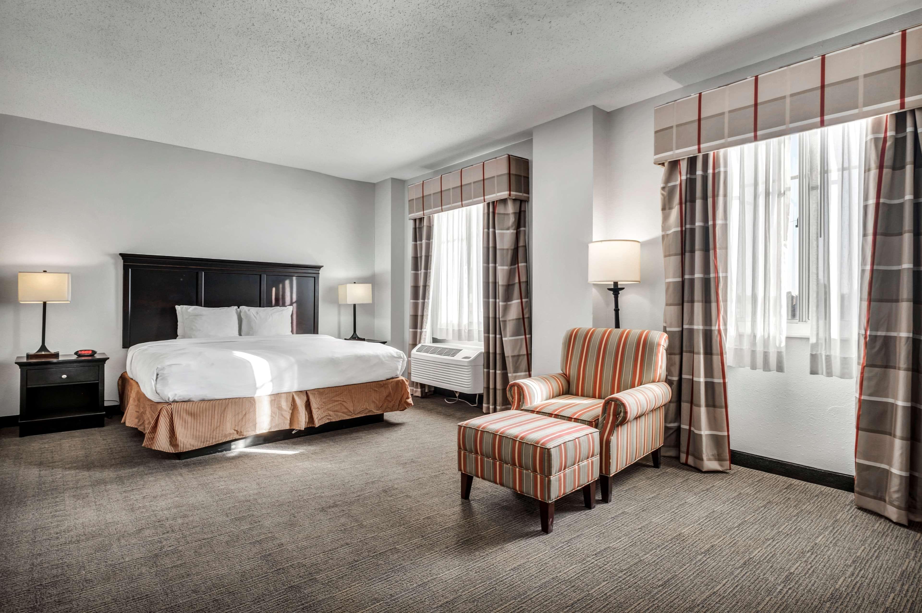 Country Inn & Suites by Radisson, Oklahoma City at Northwest Expressway, OK — 12