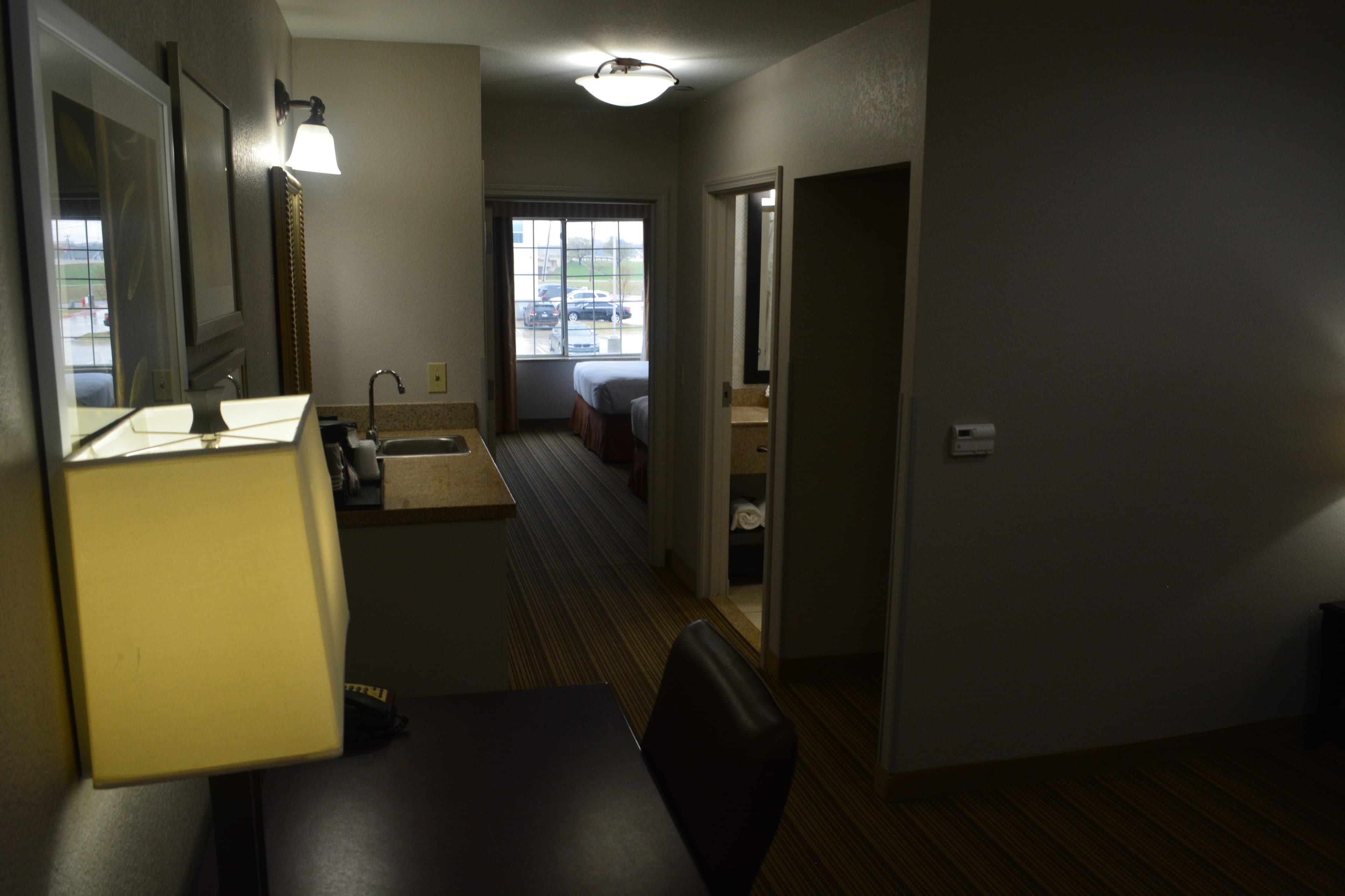 Country Inn & Suites by Radisson, Oklahoma City - Quail Springs, OK — 4