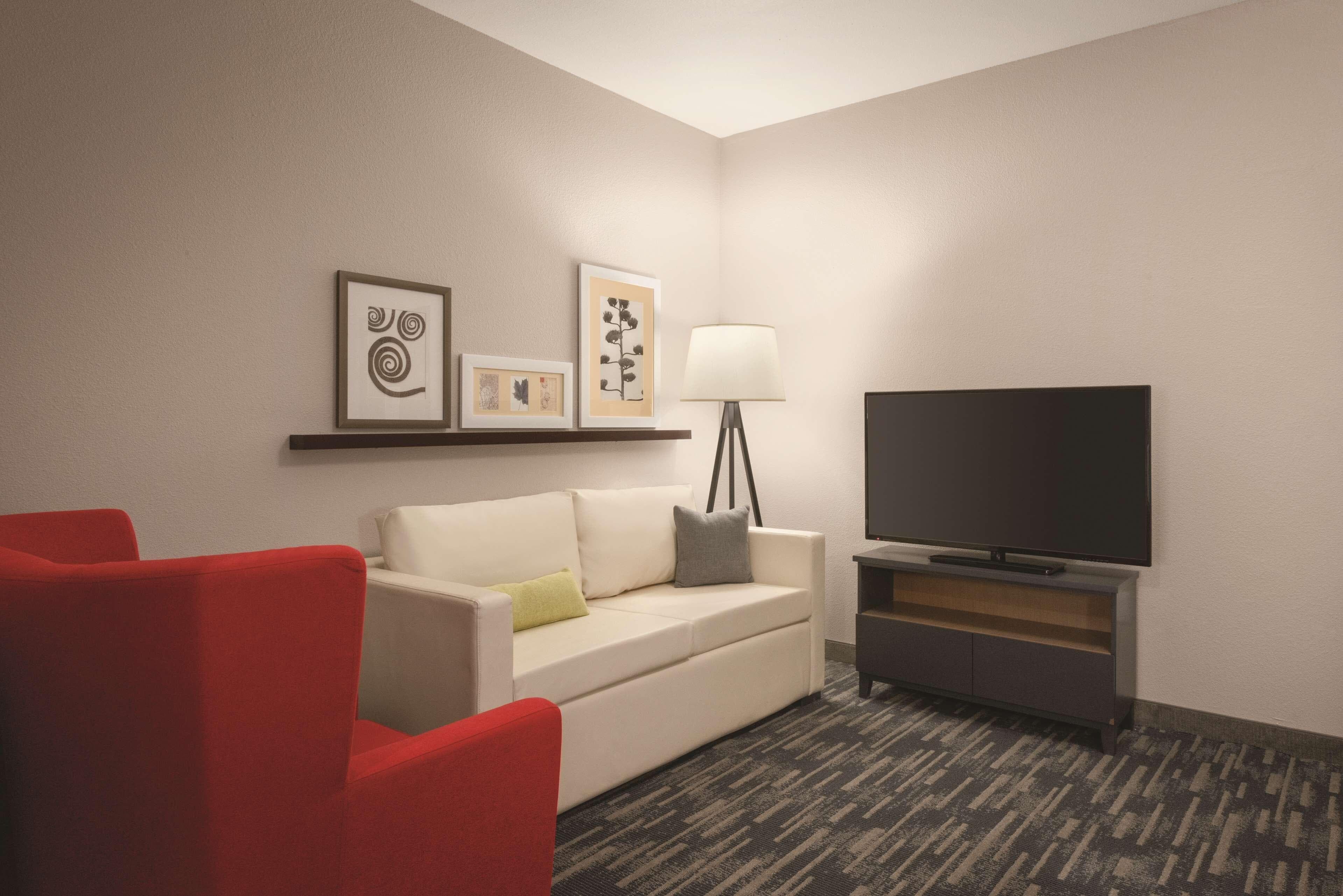 Country Inn & Suites by Radisson, Oklahoma City - Bricktown, OK — 16