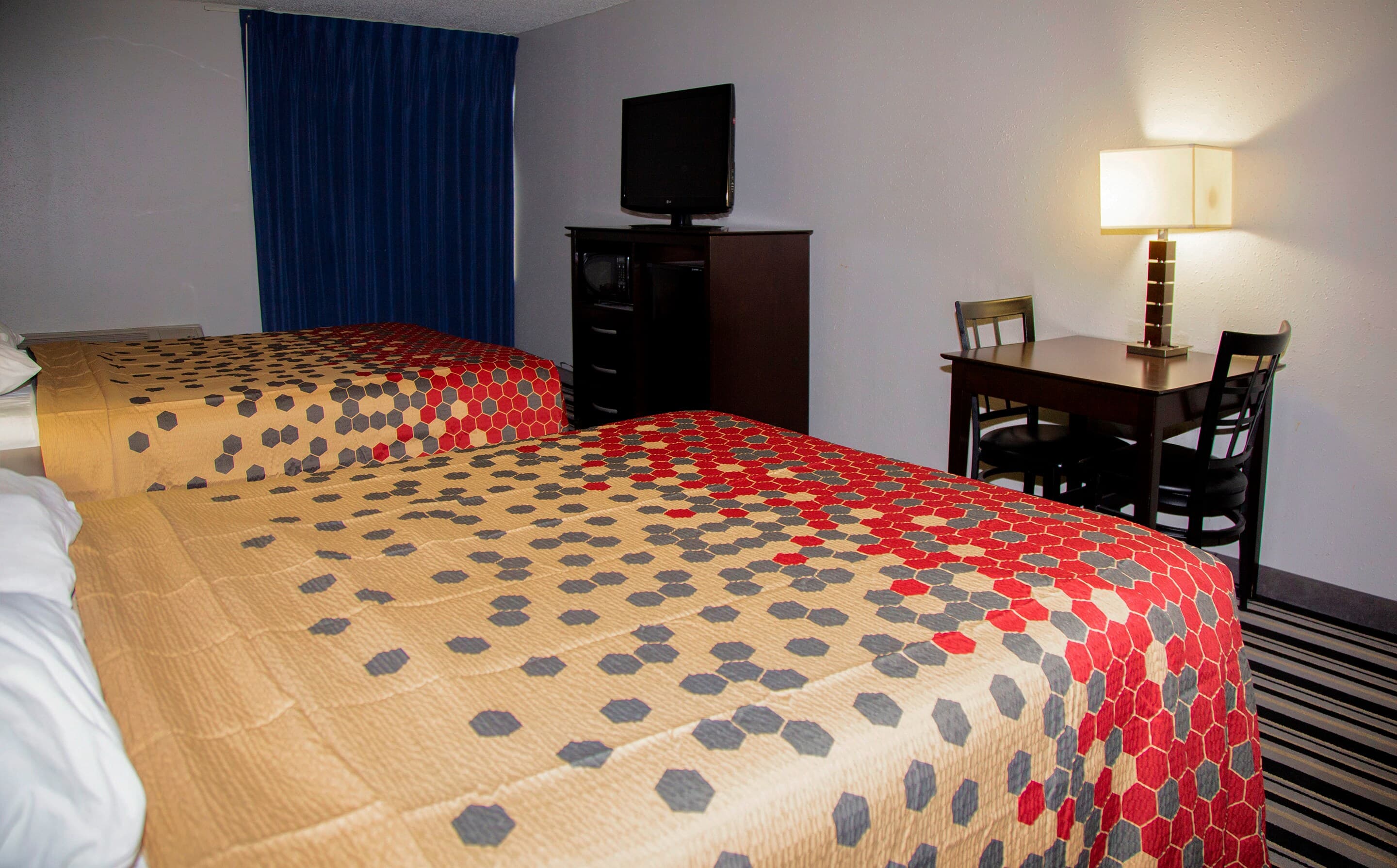 Econo Lodge Ardmore — 6