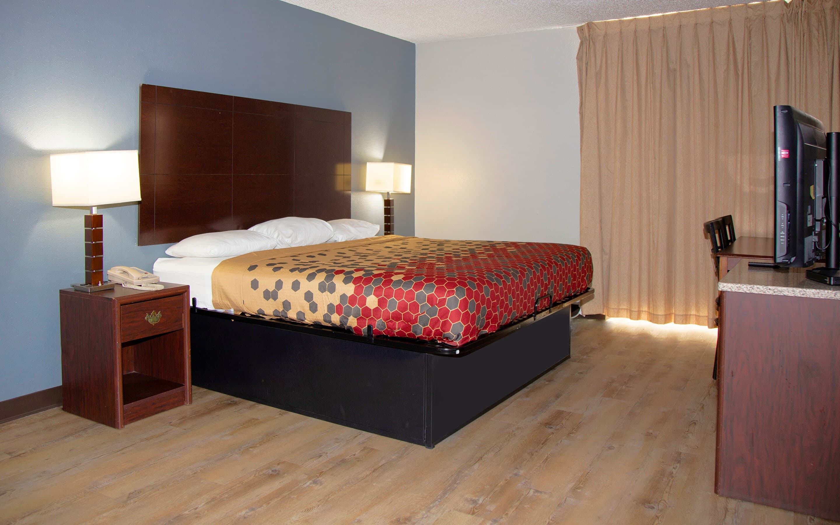 Econo Lodge Ardmore — 18