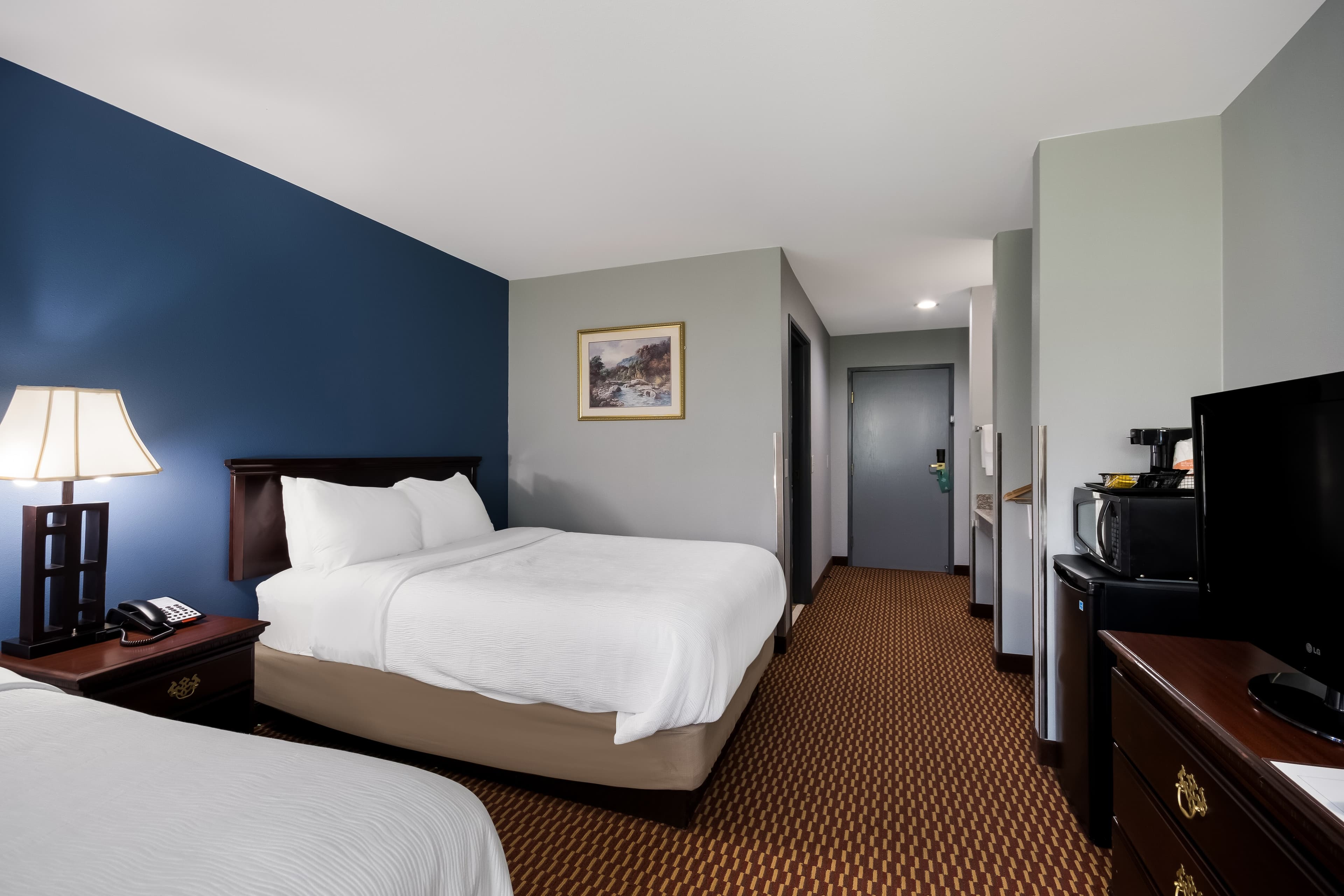 Quality Inn & Suites Oklahoma City North - Image 2